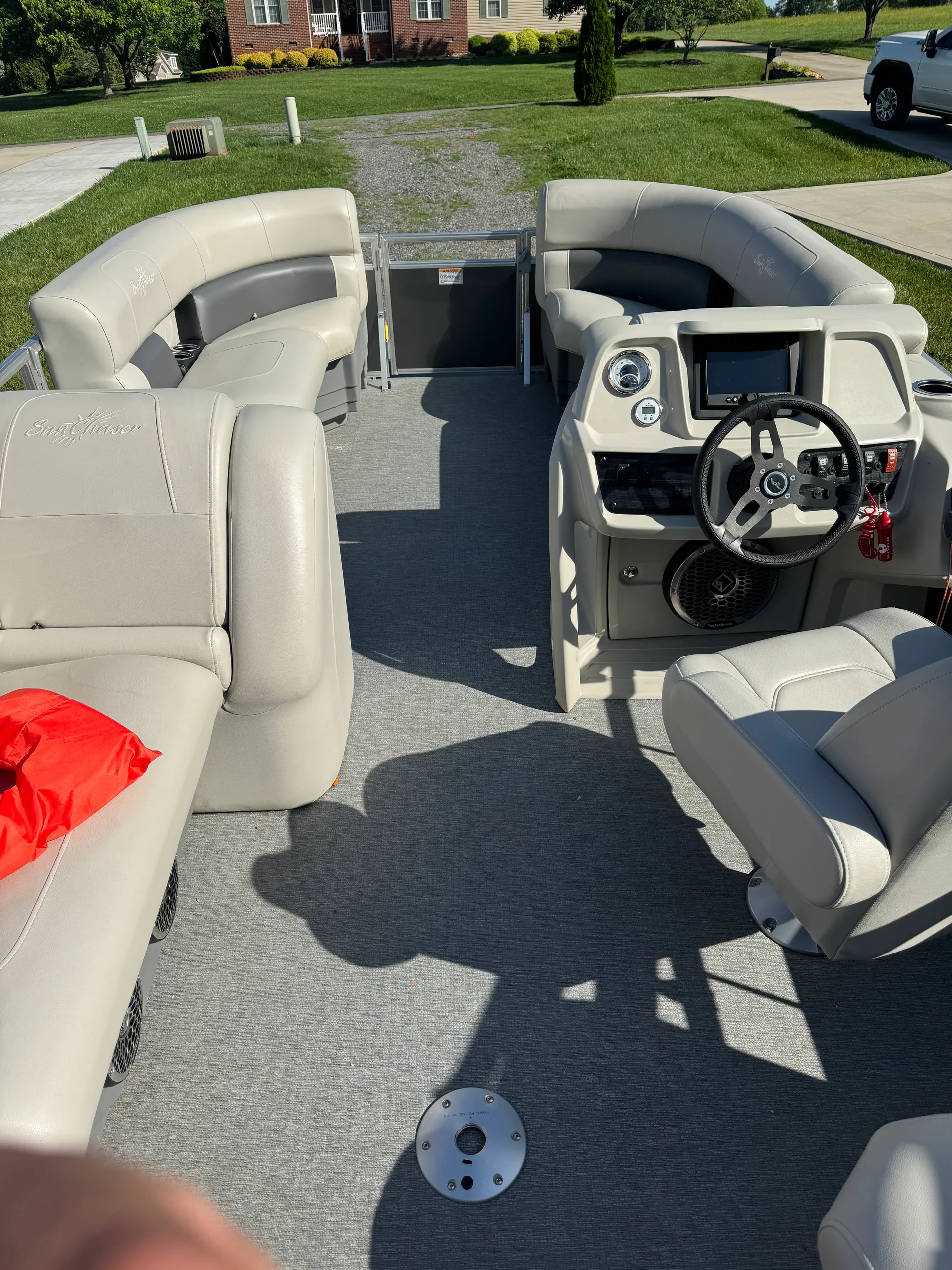 SUNCHASER VISTA 18 LR in Mooresville, NC — photo 3