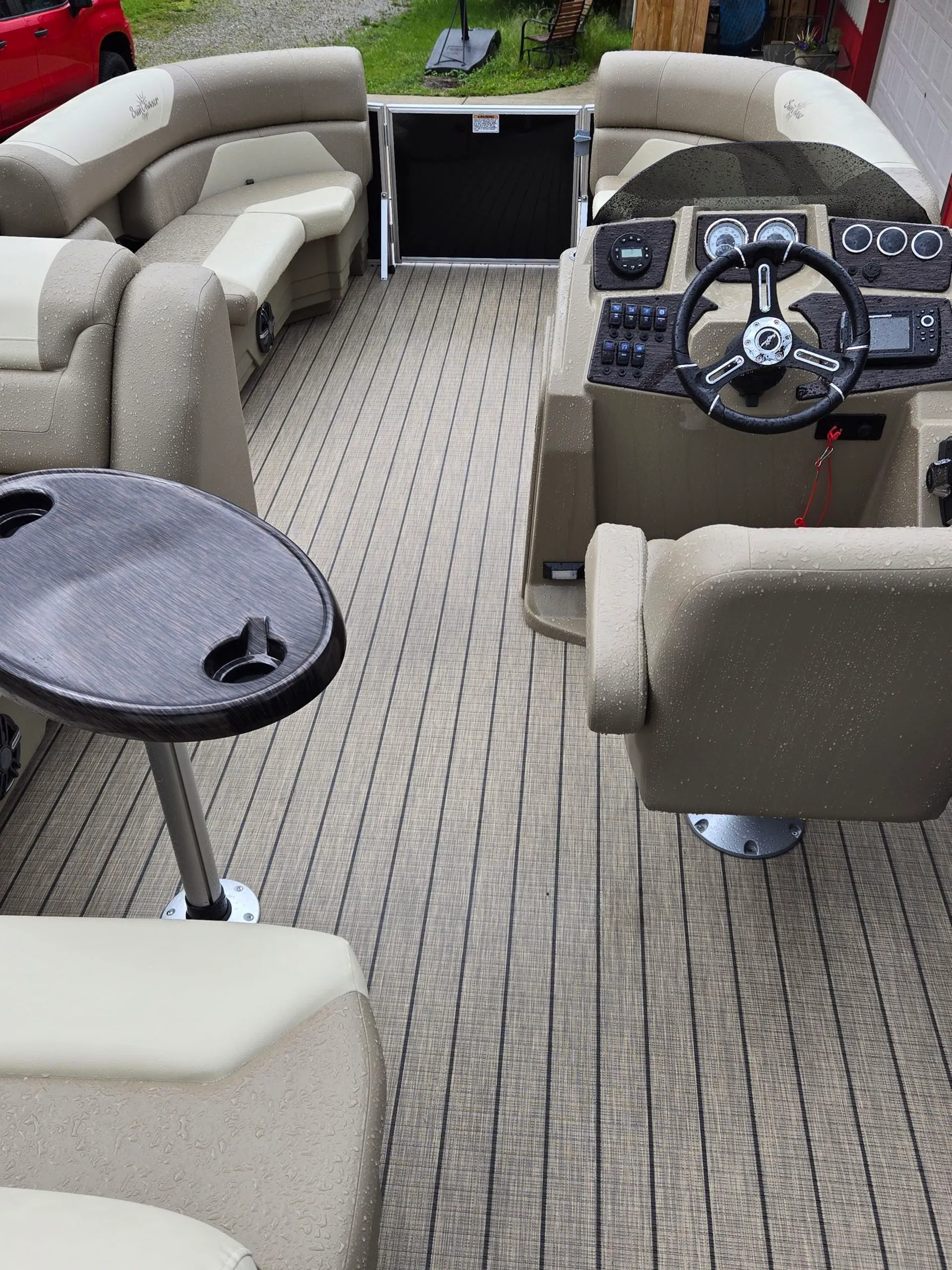 2024 Sunchaser Geneva 22' Pontoon with 90hp outboard for rent