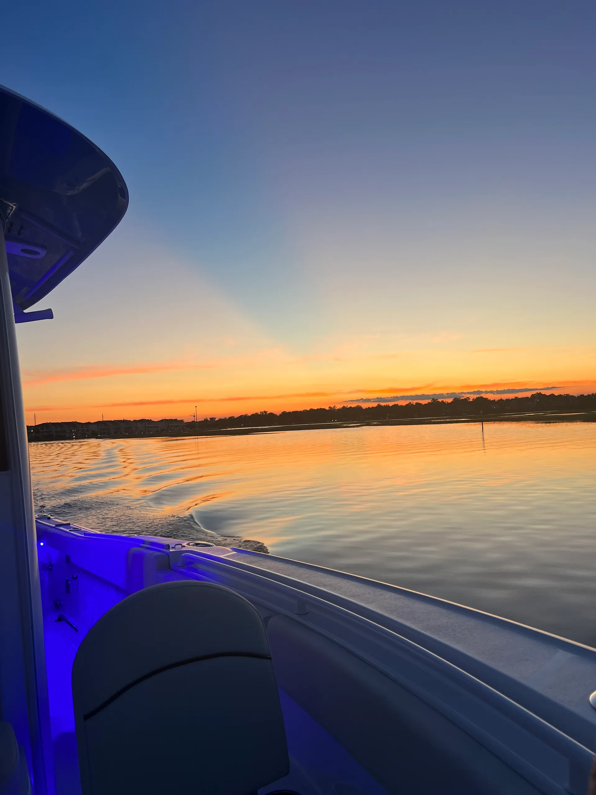 Beautiful 265 Sea Hunt Ultra for Rent or Charter!