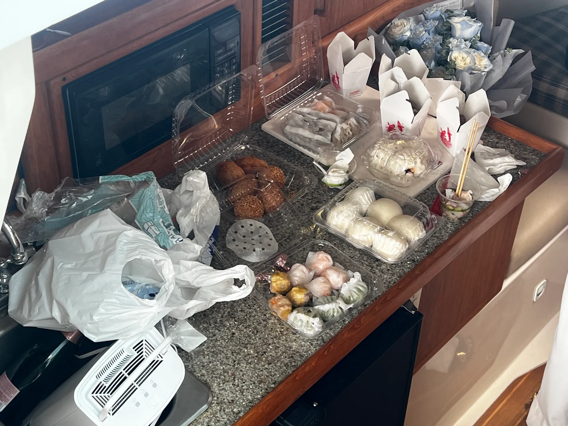 Gorgeous Mainship 30 Motoryacht - Downtown SF!