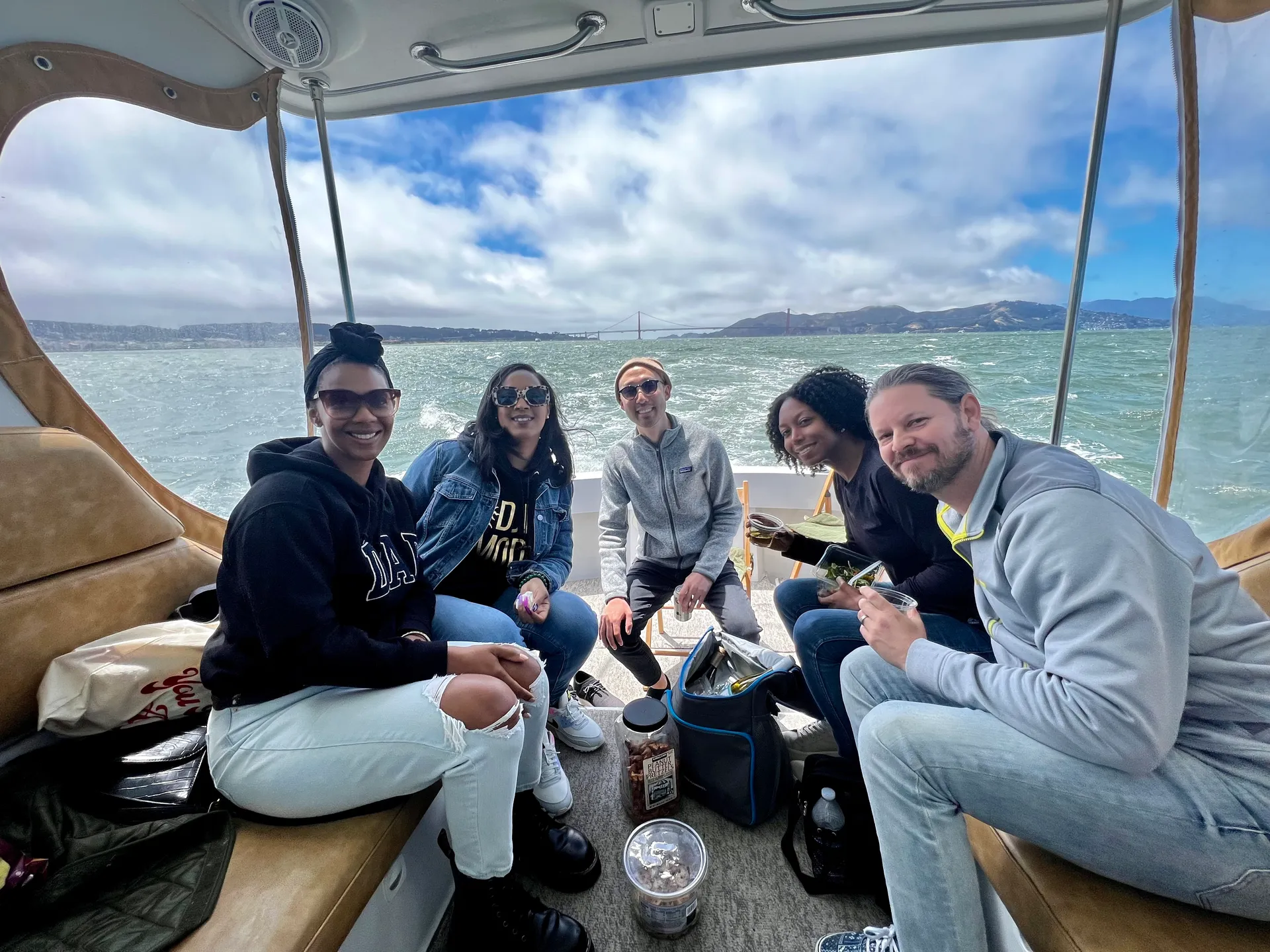 Gorgeous Mainship 30 Motoryacht - Downtown SF!