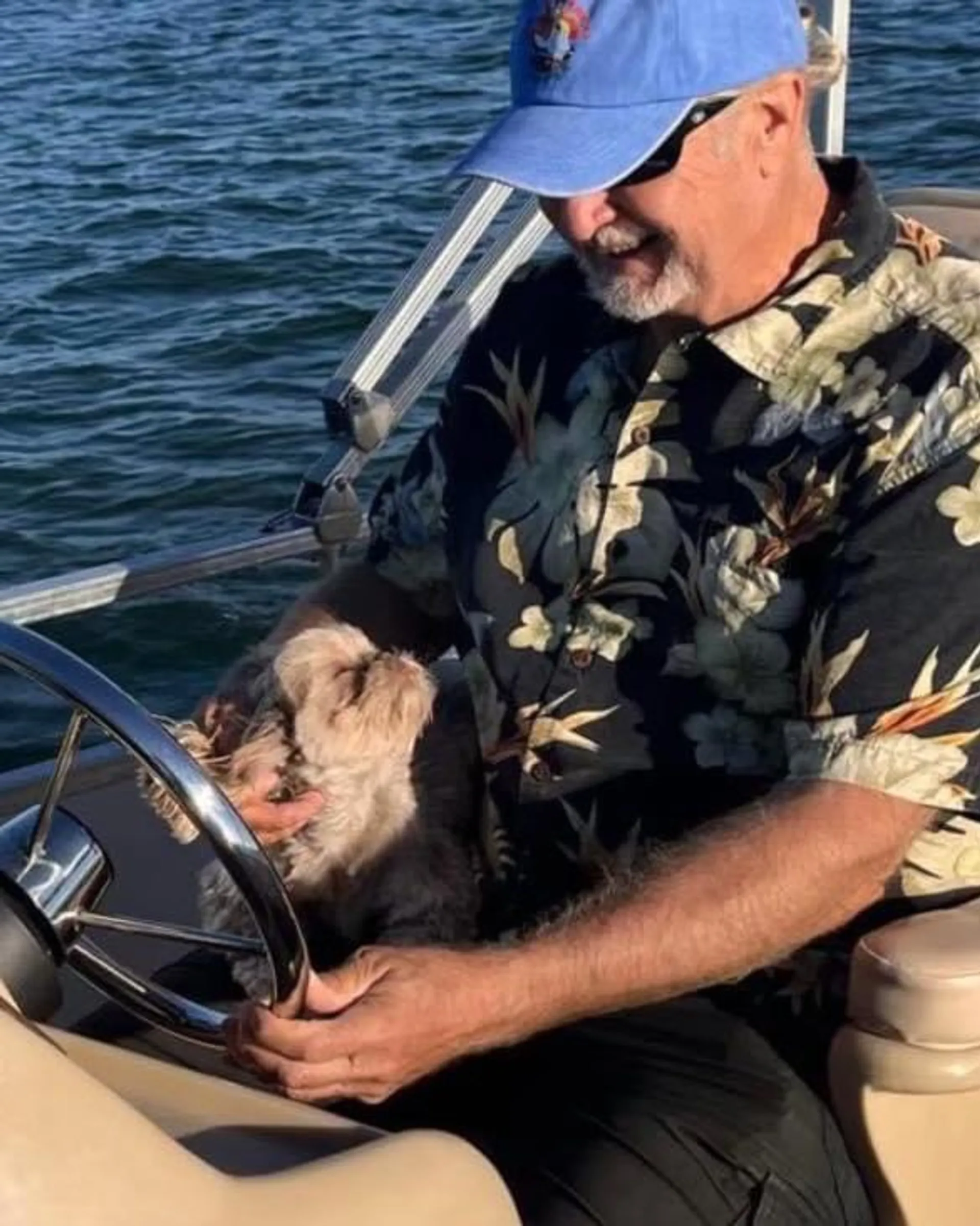 Amazing Pontoon in Panama City! 11 ppl