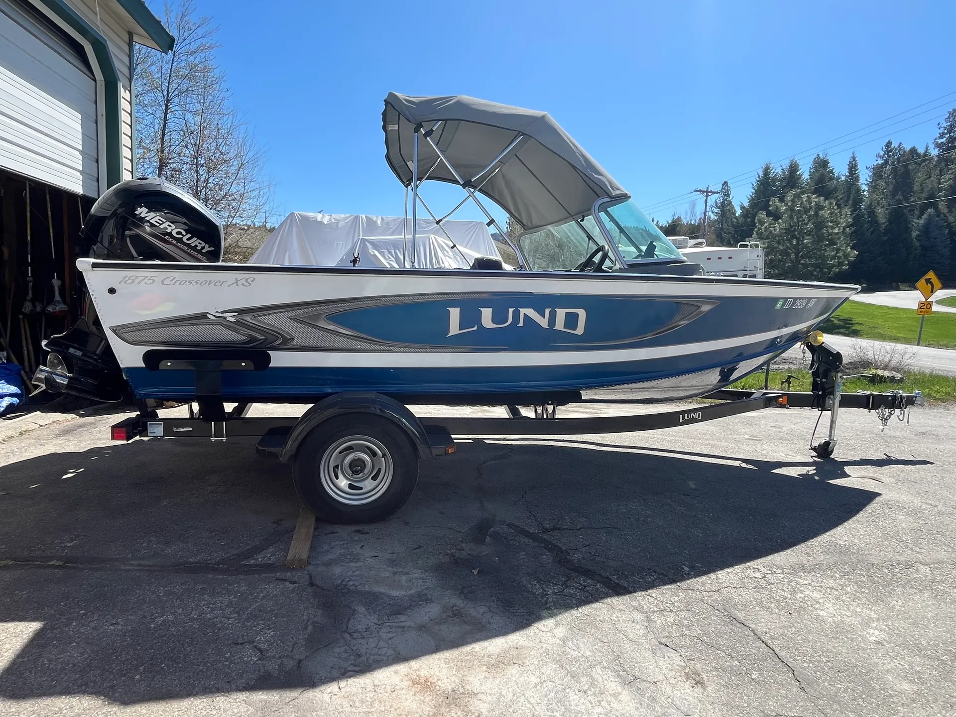 LUND BOATS 1875 CROSSOVER XS in Post Falls, ID — photo 5