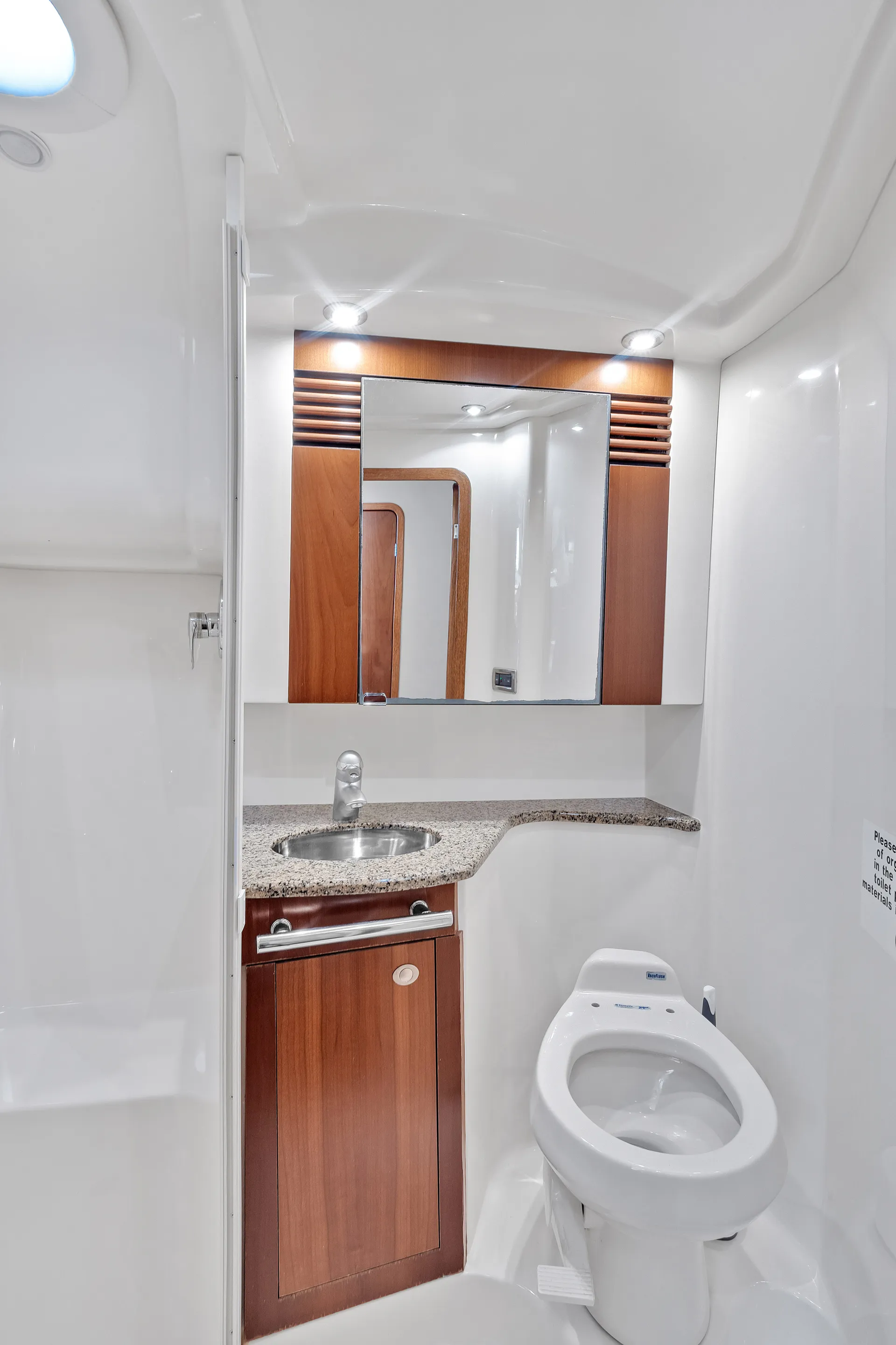 46' Flybridge Great for Birthdays • 13 Guests