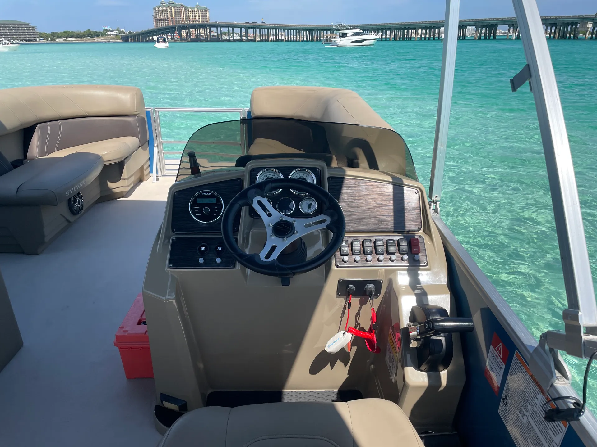 SYLVAN MARINE 8522 MIRAGE CRUISE in Fort Walton Beach, FL — photo 6