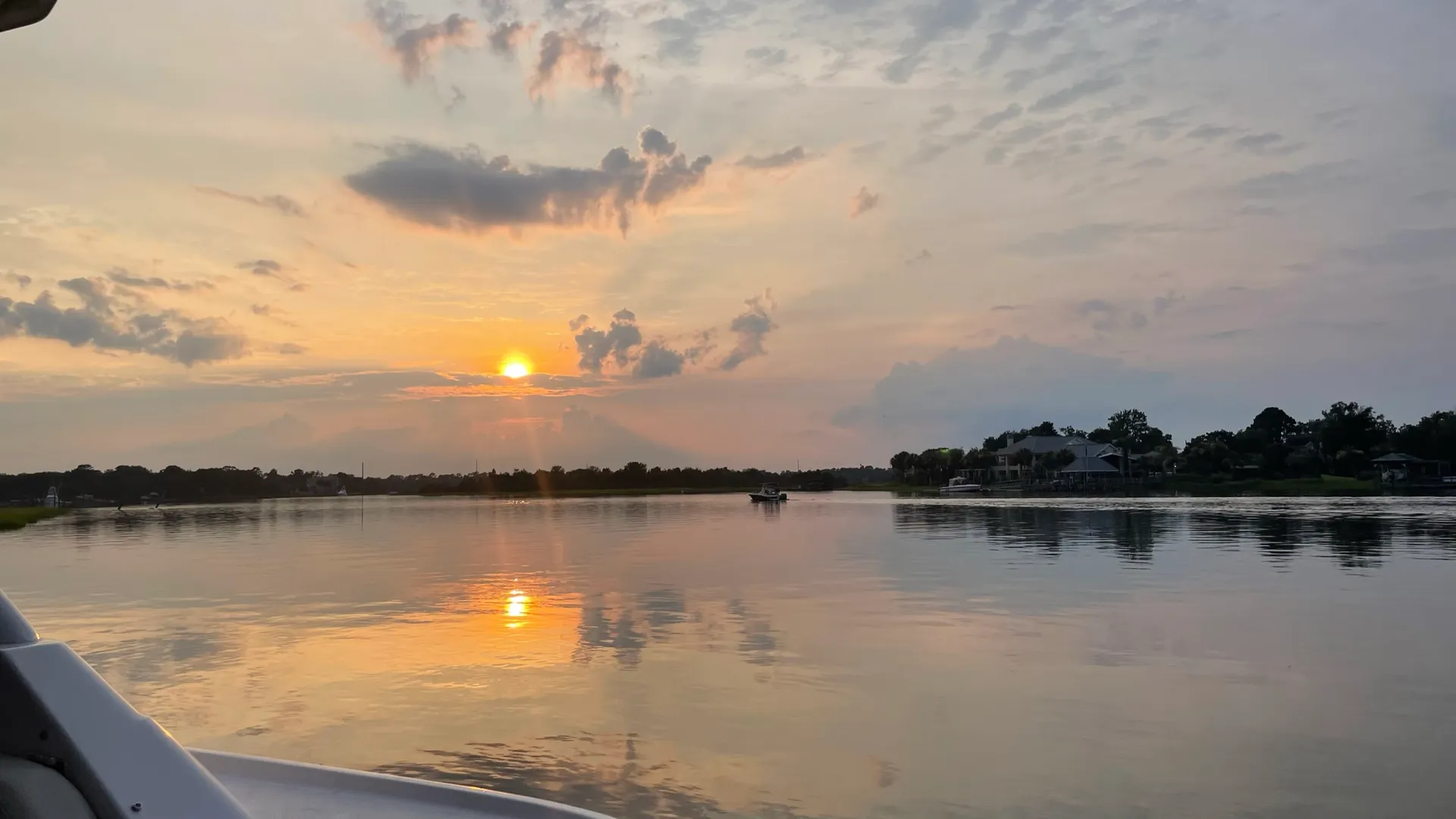 Luxury 46’ Yacht, located in beautiful Charleston,SC 