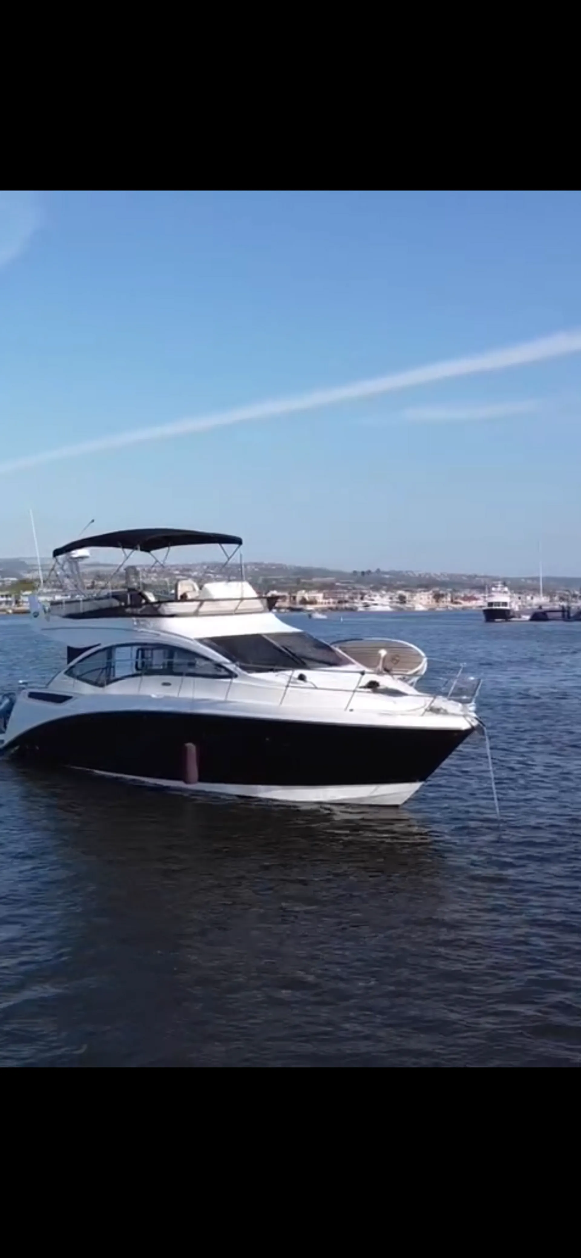 43 FT Luxury sea Ray motor yacht