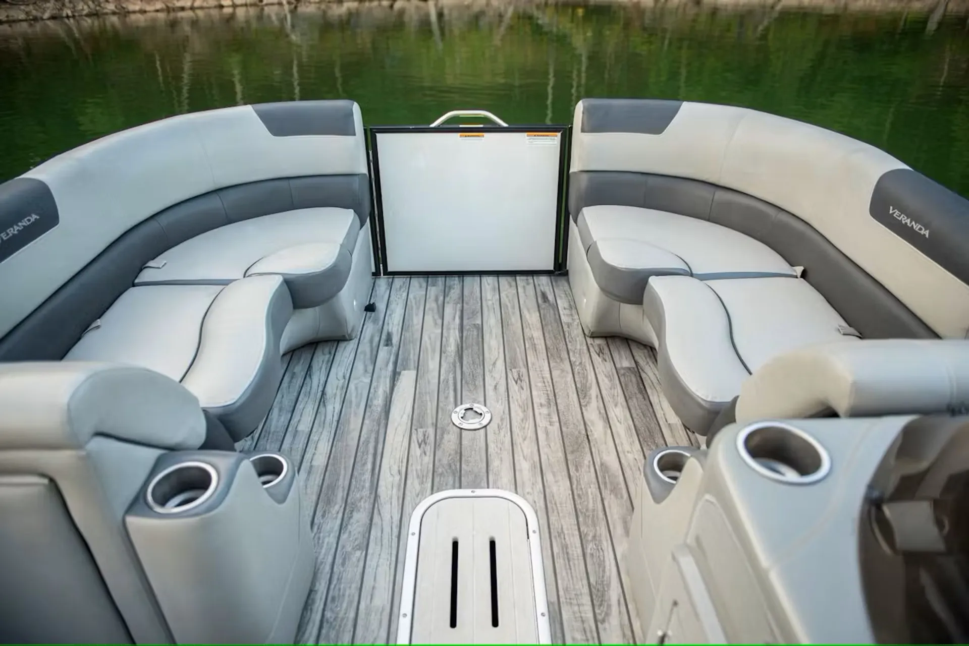 LUXURY BOAT RENTAL ON LAKE LANIER! LIKE NEW 200 HP TRI-TOON by VERANDA