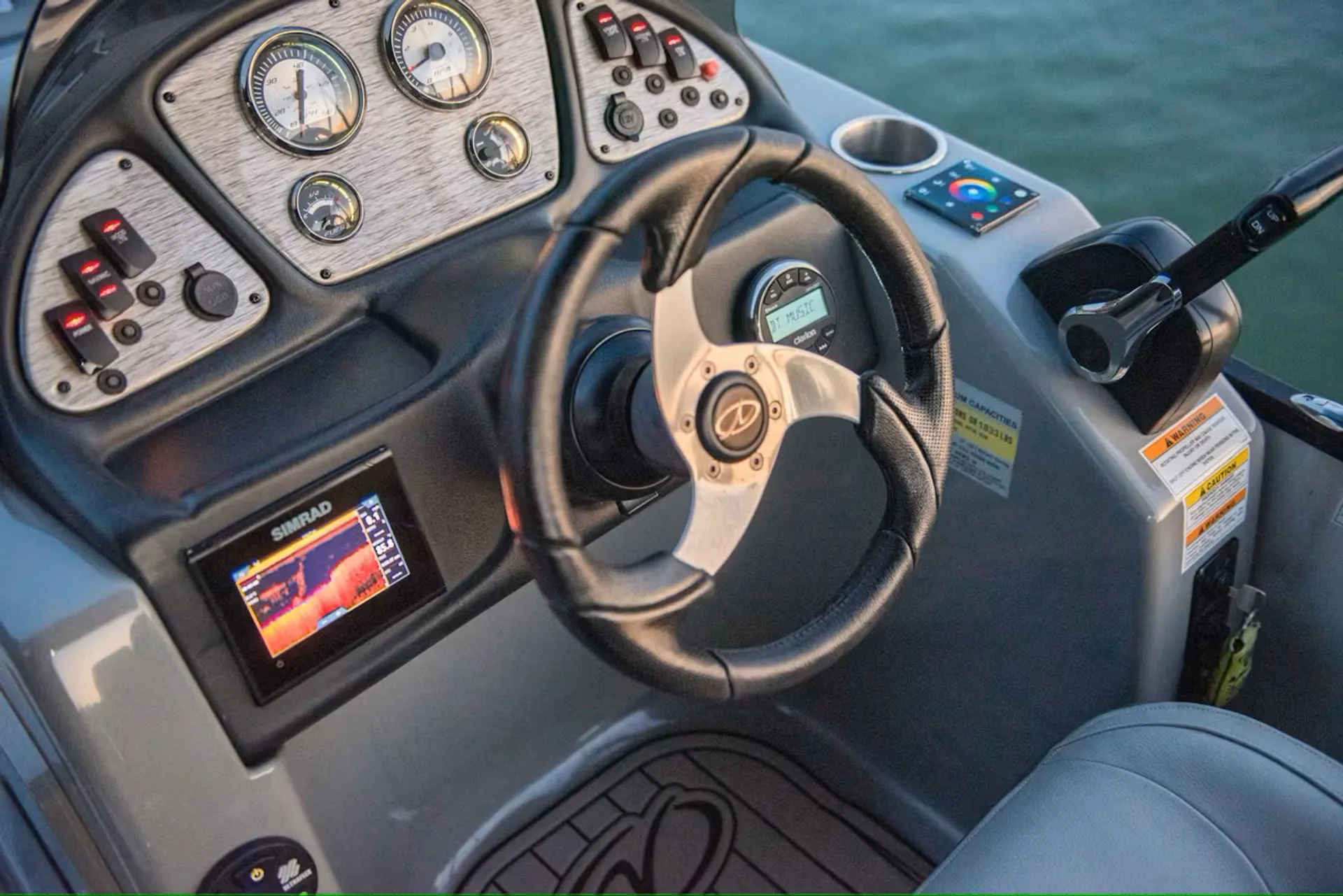 LUXURY BOAT RENTAL ON LAKE LANIER! LIKE NEW 200 HP TRI-TOON by VERANDA
