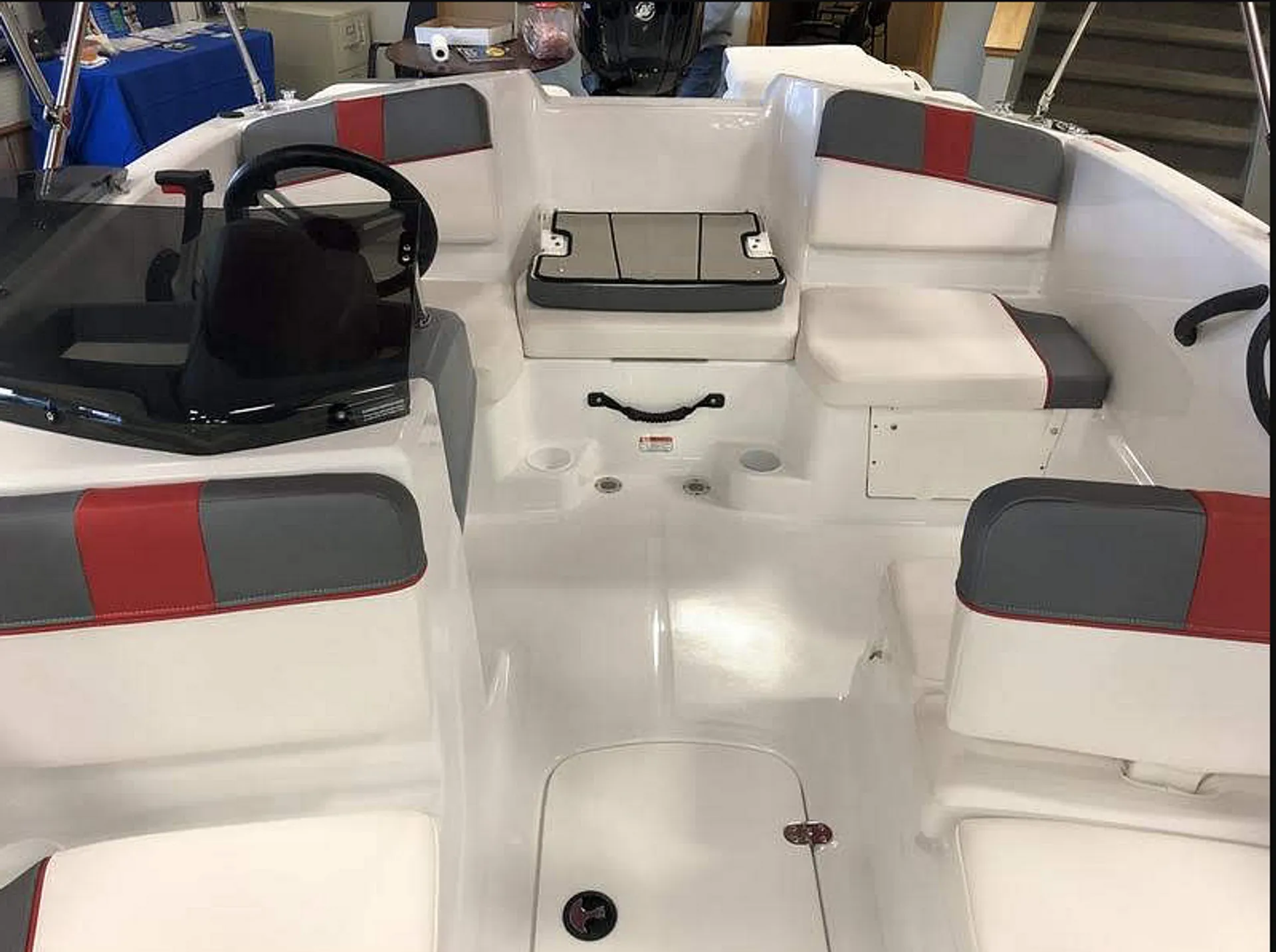 Tahoe By Tracker Marine T16 in Higden, AR — photo 3