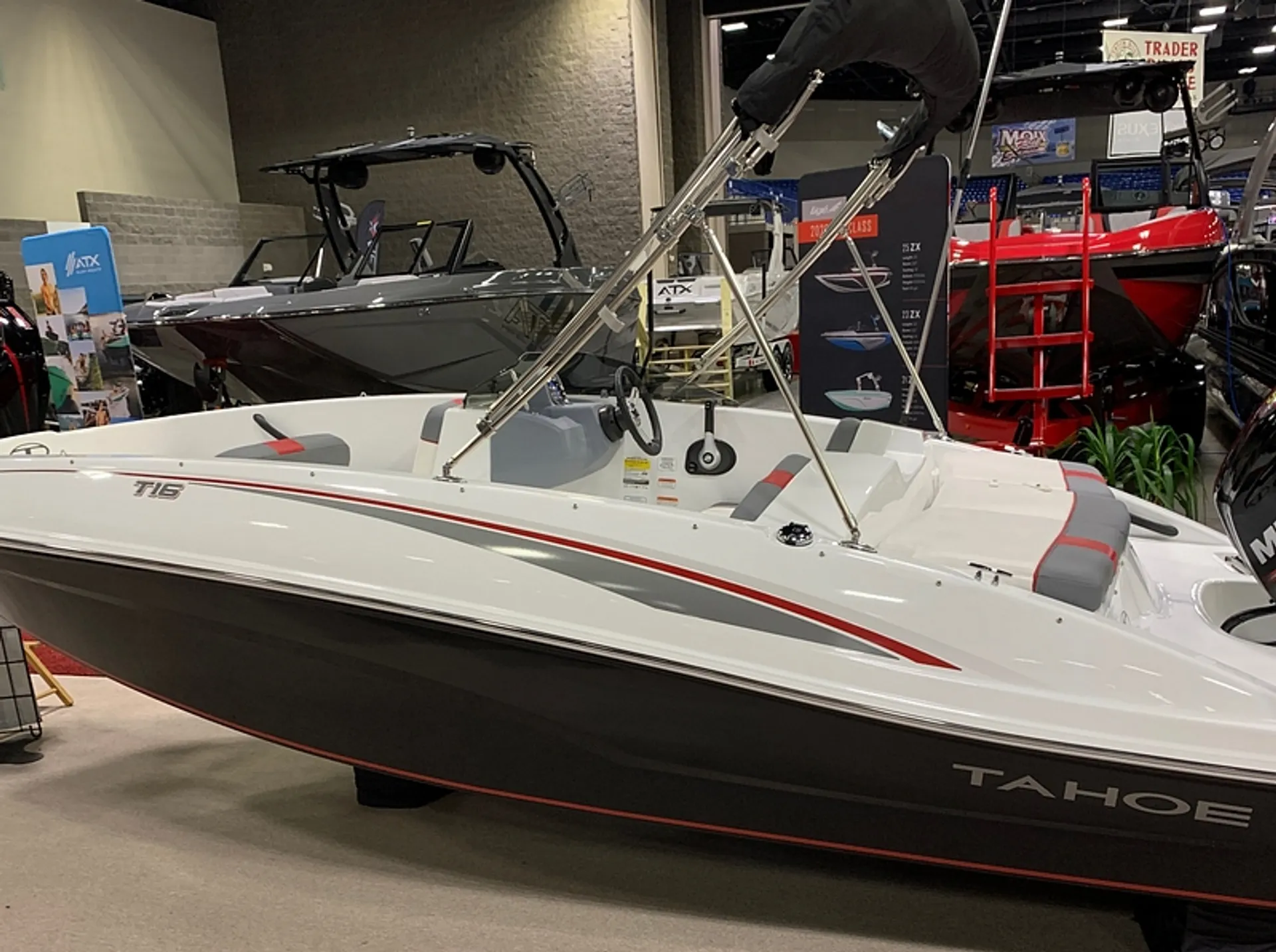 Tahoe By Tracker Marine T16 in Higden, AR — photo 4