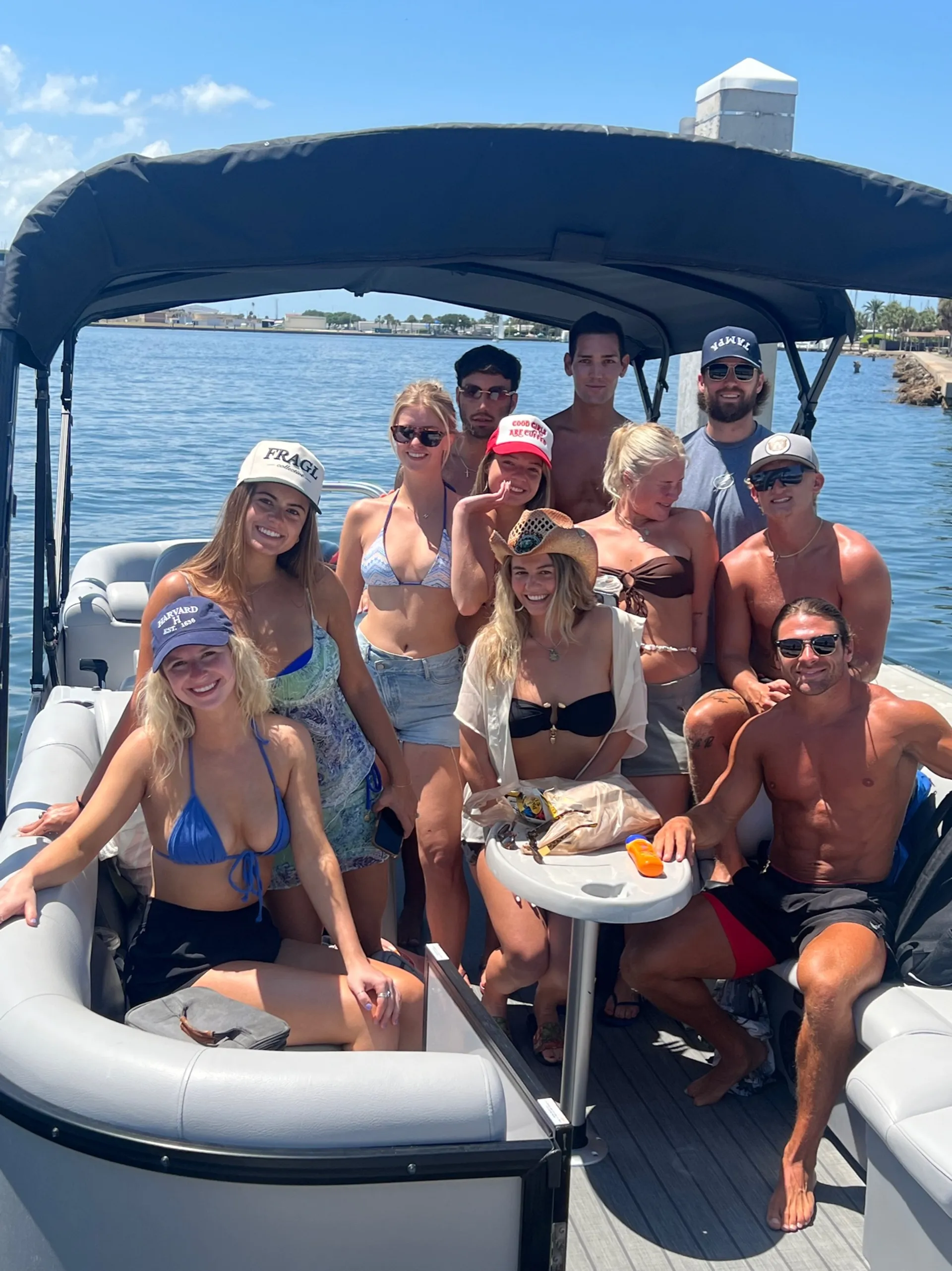 Bentley Legacy Navigator 24 Feet 250hp