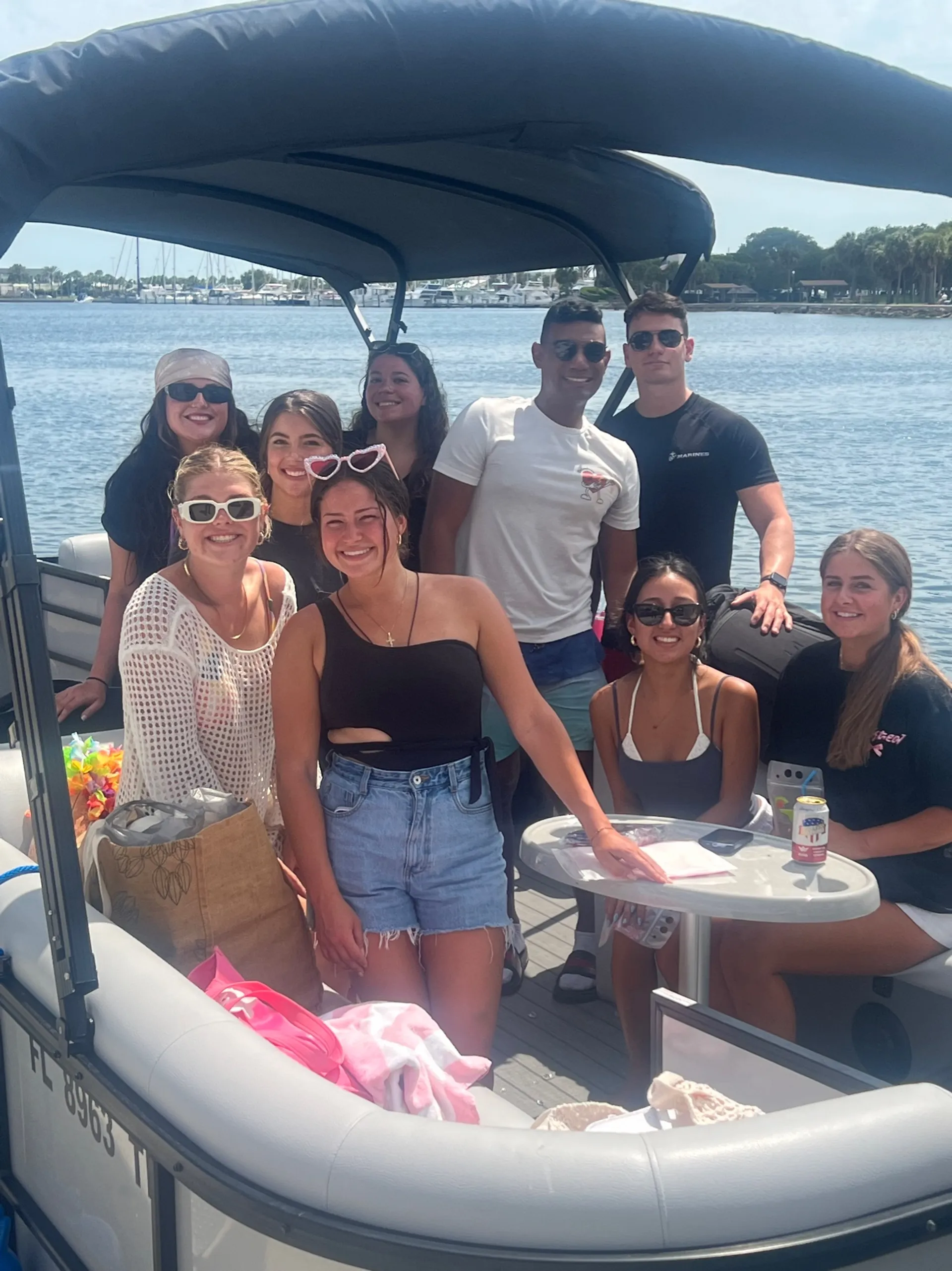 Bentley Legacy Navigator 24 Feet 250hp