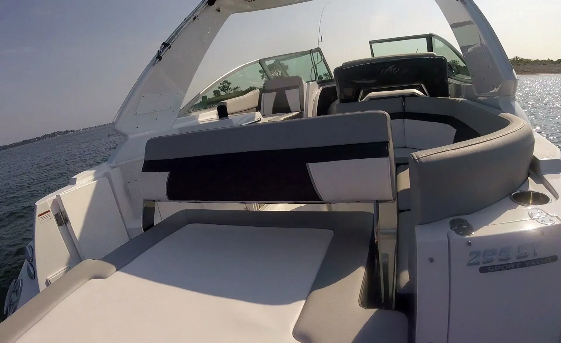Beautiful 30ft 2021 Monterey Sport Yacht: Boston