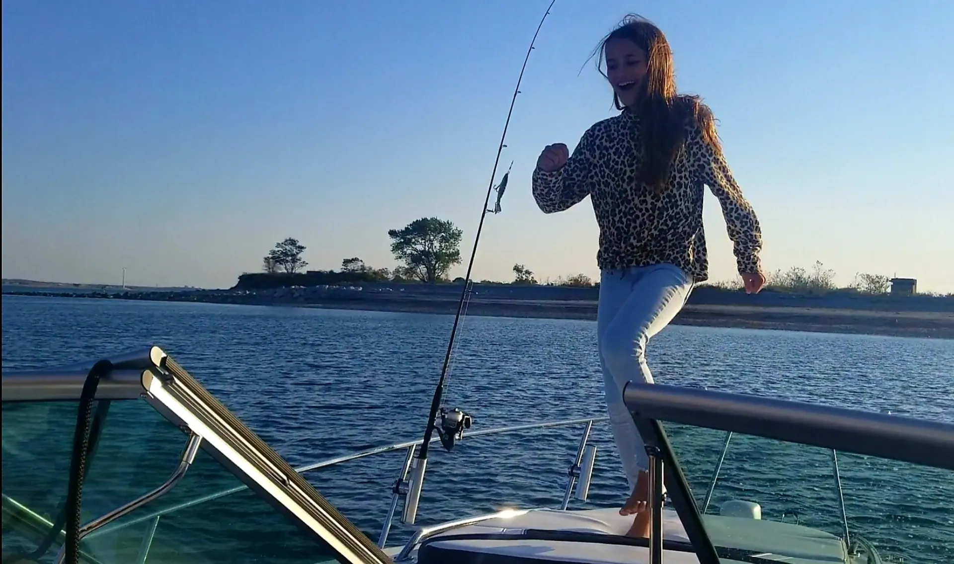 Beautiful 30ft 2021 Monterey Sport Yacht: Boston