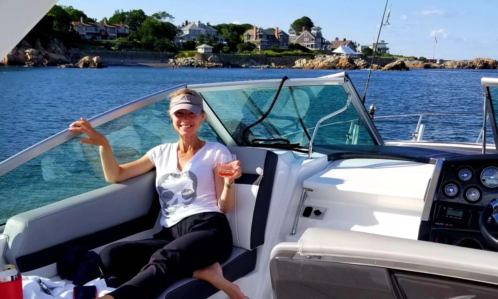 Beautiful 30ft 2021 Monterey Sport Yacht: Boston