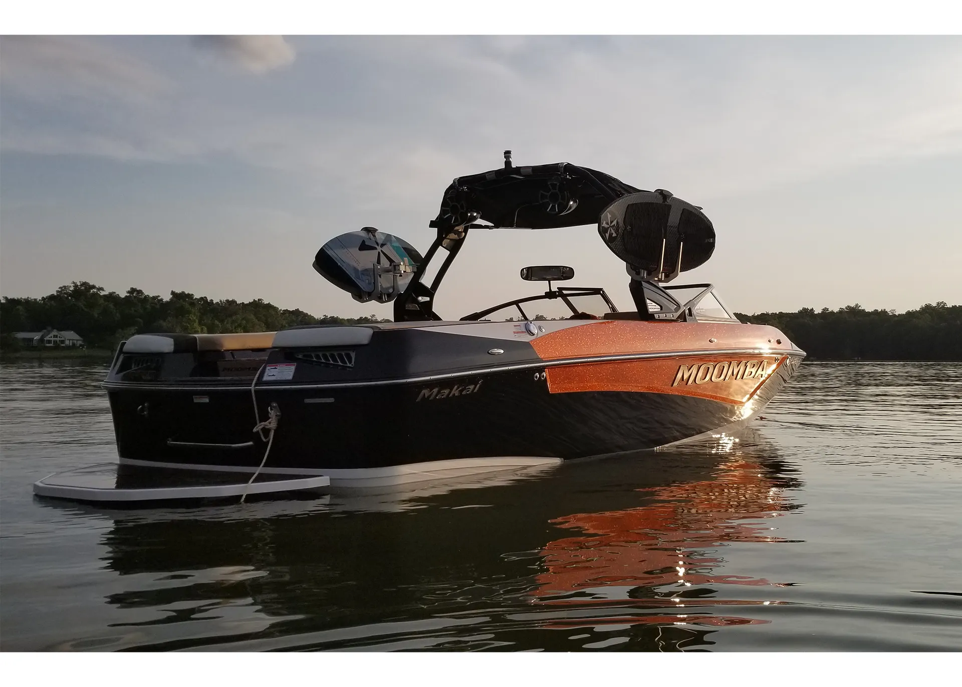 2019 Moomba Makai Wake Boat. Get Your Wake on Wattsbar Lake!