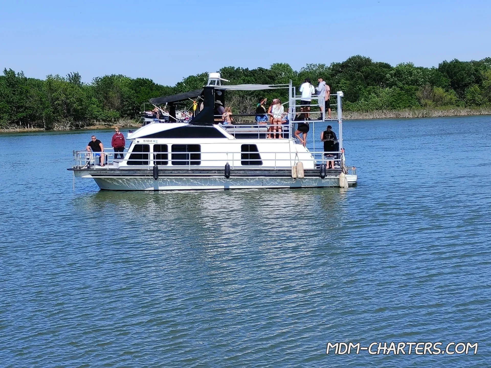STRANGER DANGER LUXURY PARTY BOAT LAKE LEWISVILLE