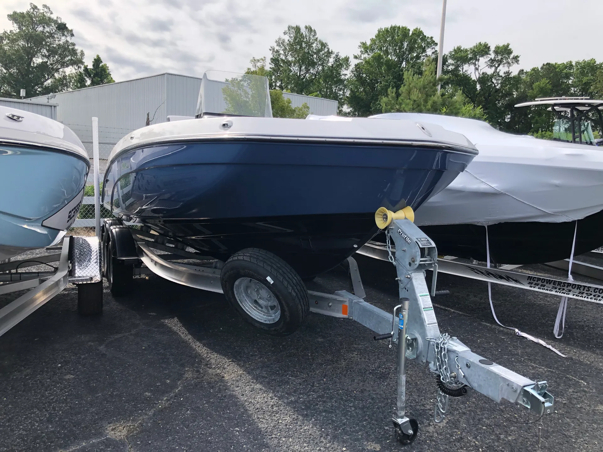 Yamaha 210 FSH Deluxe in Raeford, NC — photo 3