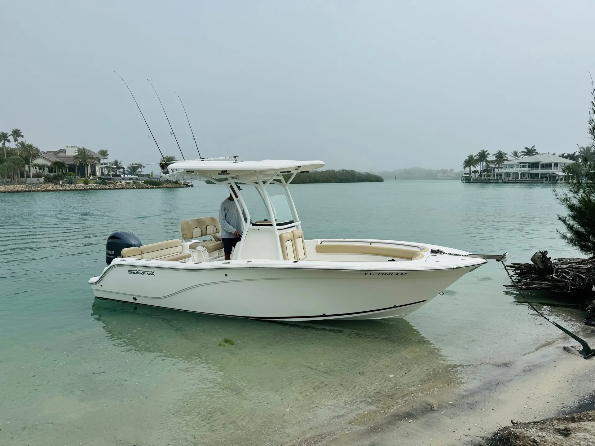 2016 Sea Fox 22' Commander Center Console