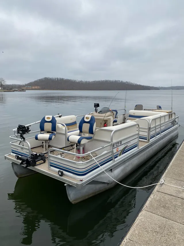 Rent a Waco aluminum fishing in Rocky Mount, MO near me