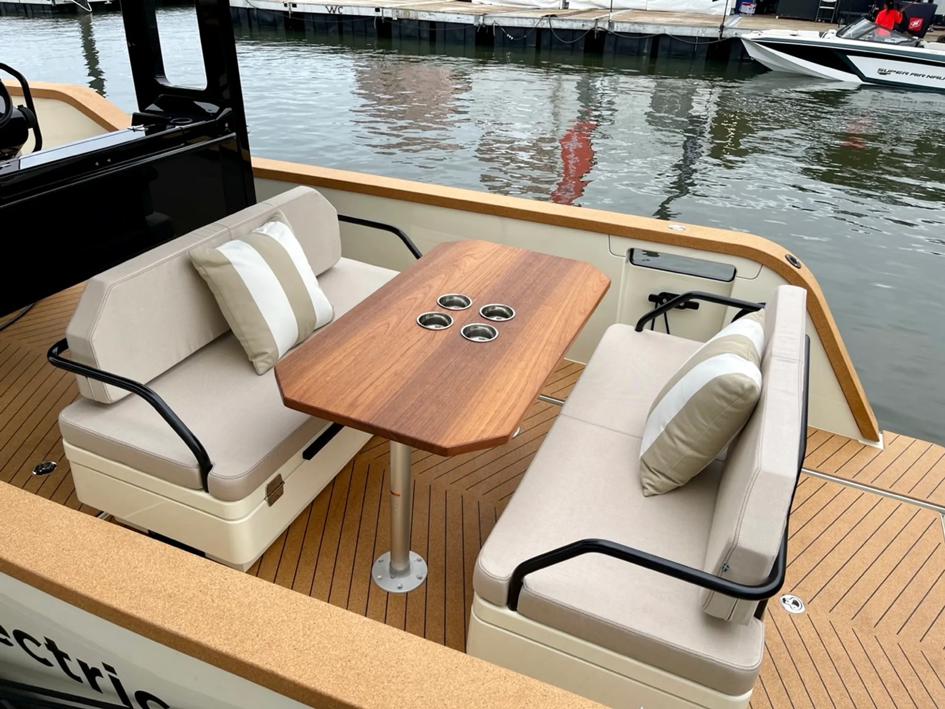 Sycorax Electric Sunset Cruise - 100% Electric 100% Amazingi