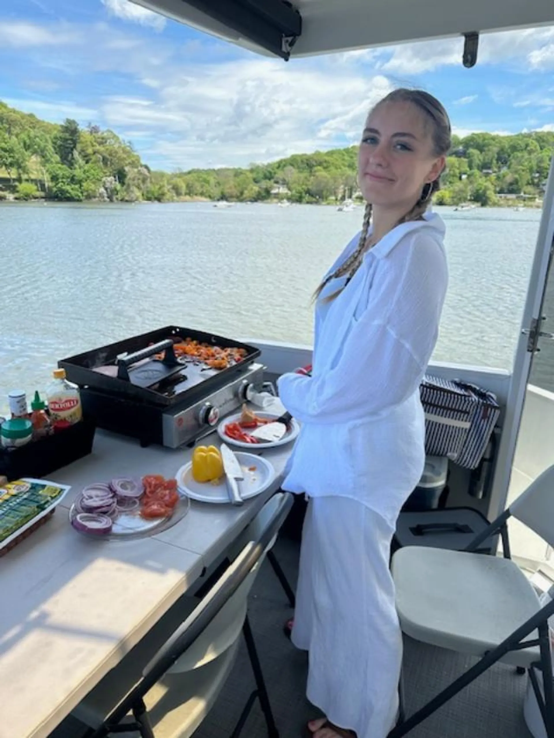 50' Yacht, 12 Guests, All Inclusive, Watersports, fuel, BBQ