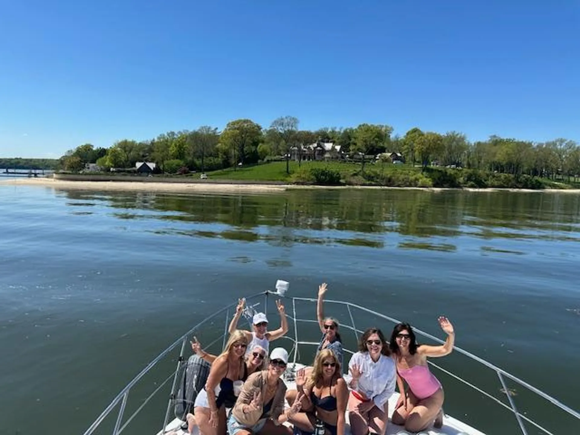 50' Yacht, 12 Guests, All Inclusive, Watersports, fuel, BBQ