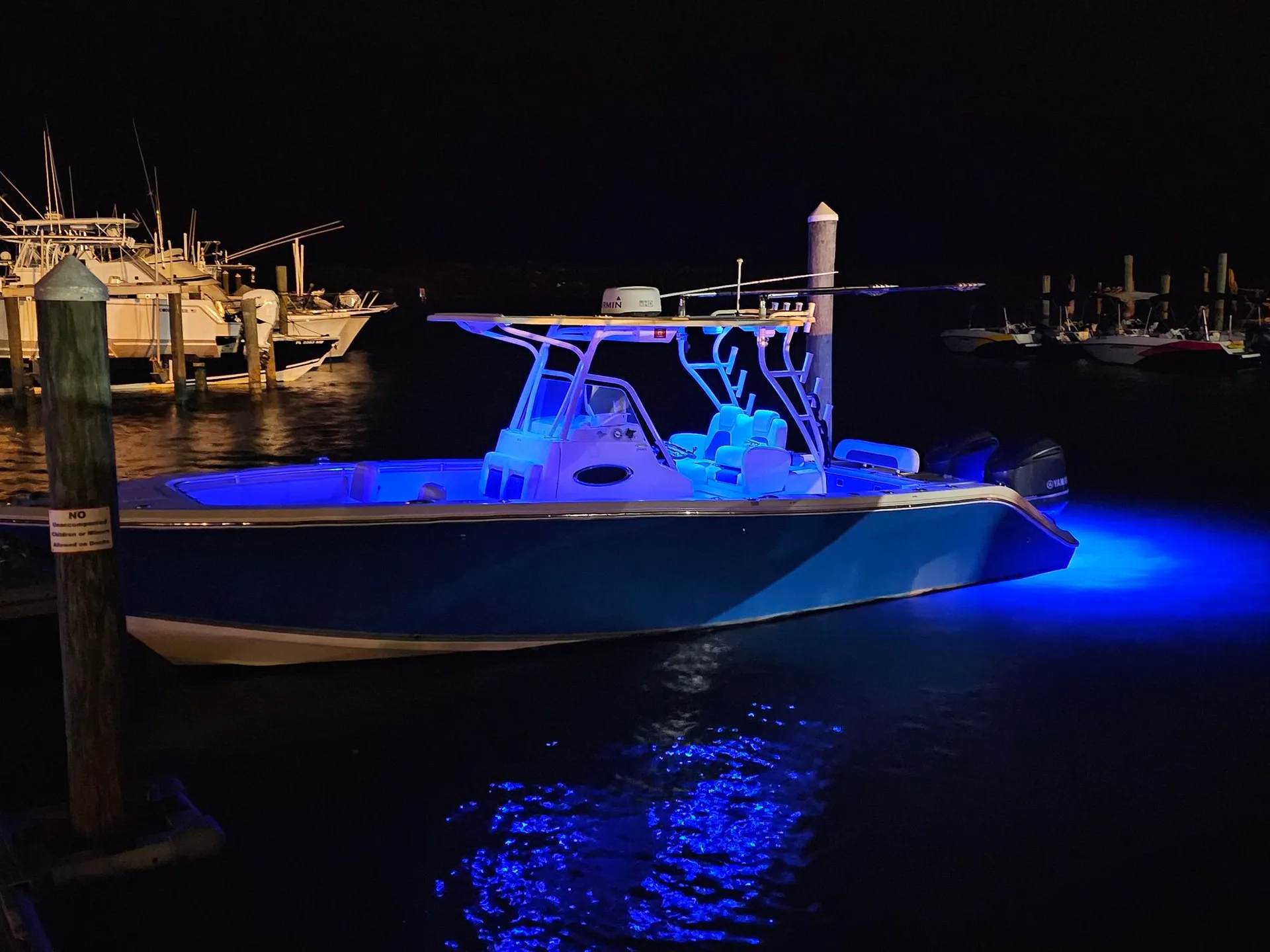 Completely Updated, 30ft Cobia. Perfect for cruising or fishing. 