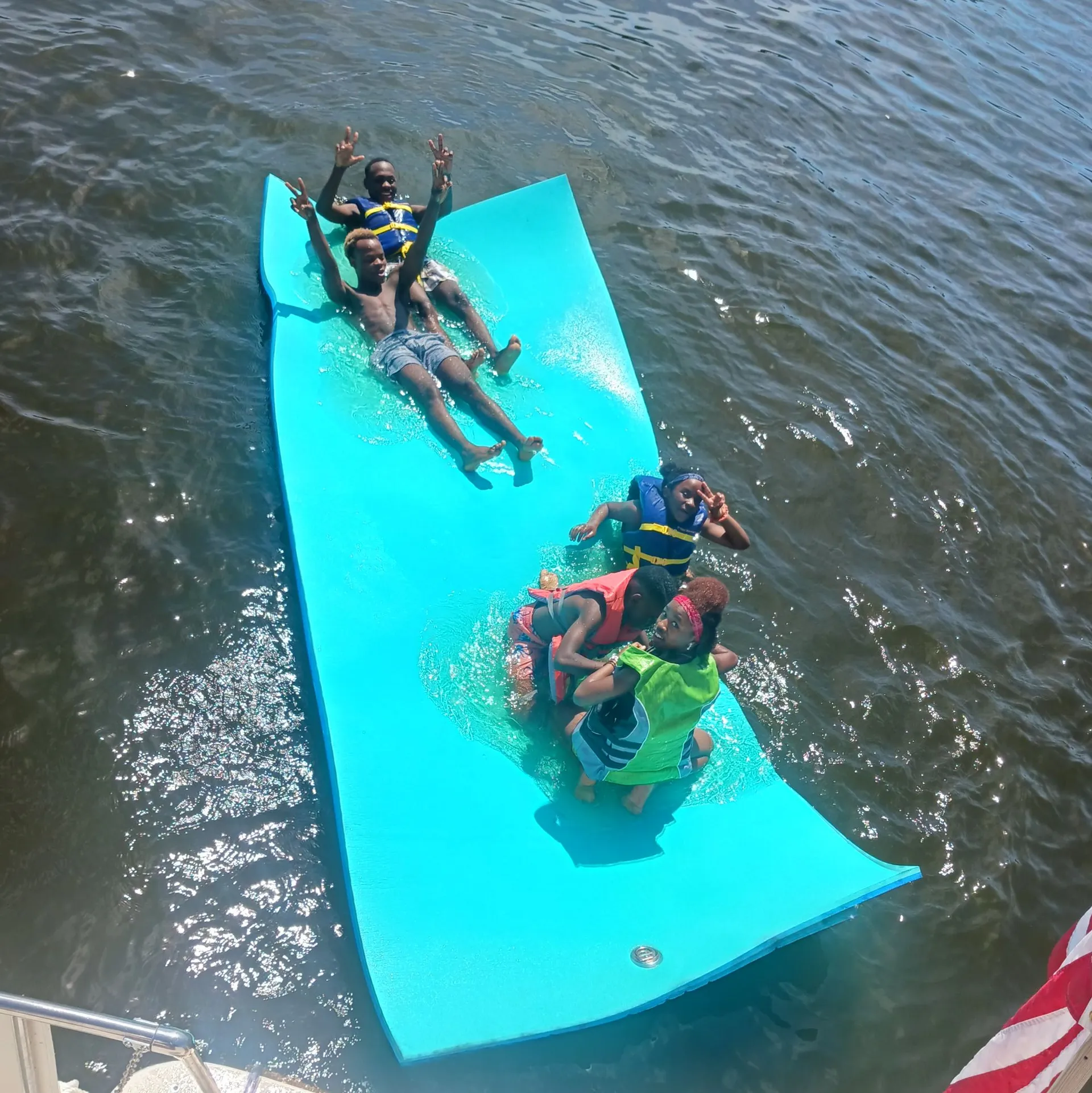 Classic cruiser - 37 feet of  spacious double cabin, USCG Captained