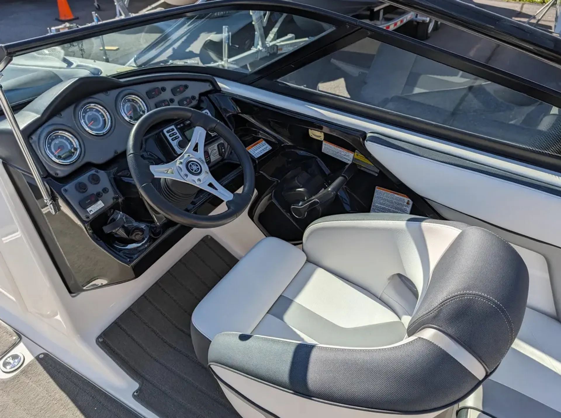 2015 Yamaha 212x Jet Boat - ONEIDA LAKE
