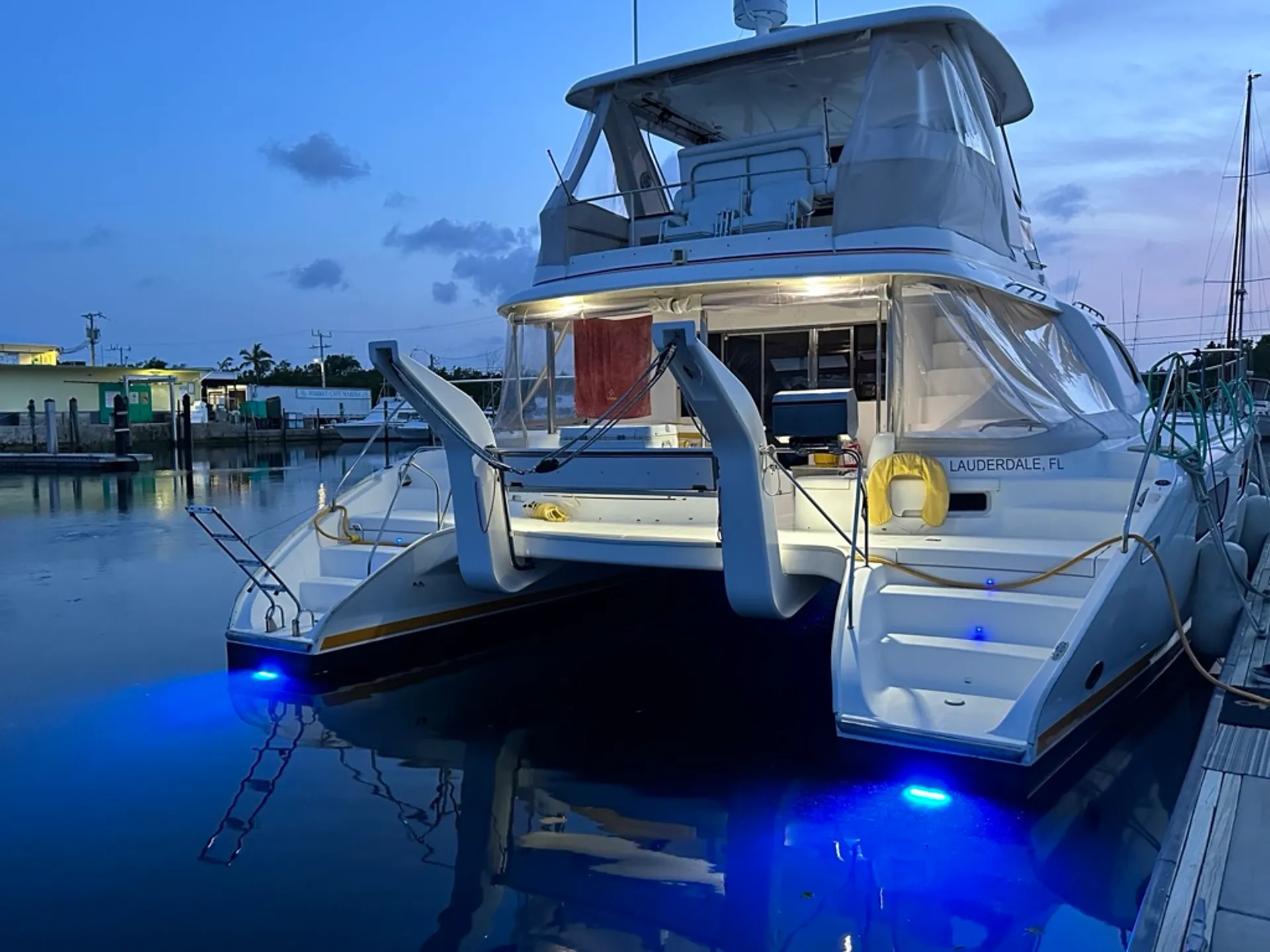 Robertson & Caine Leopard 47 PC in Key Largo, FL — photo 2