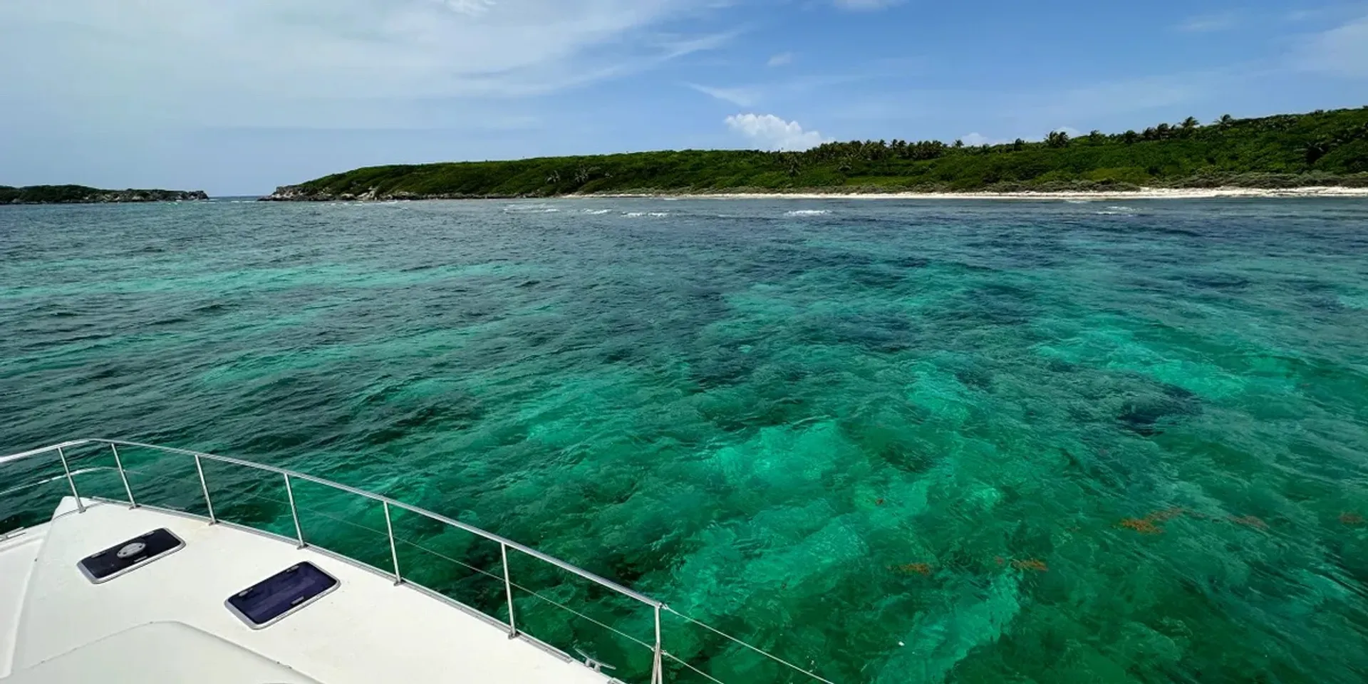 Robertson & Caine Leopard 47 PC in Key Largo, FL — photo 9