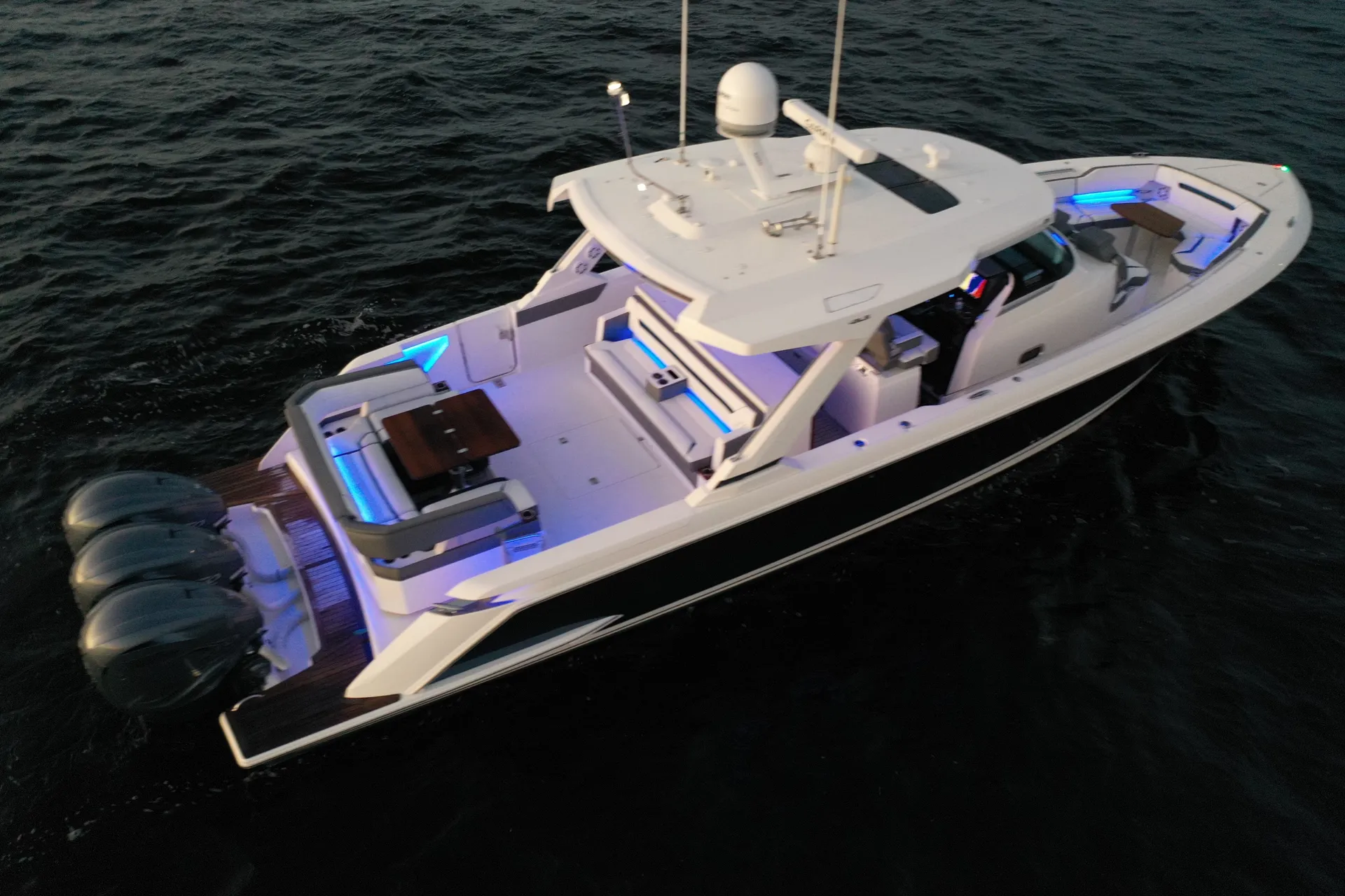 Tiara Yachts 43 LS in Cape Coral, FL — photo 6