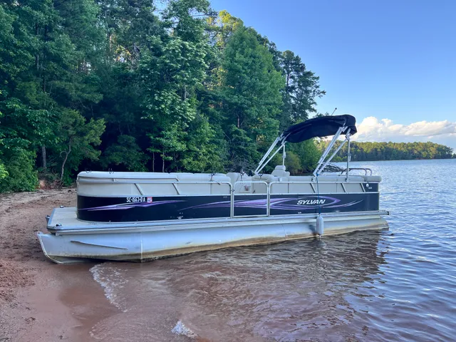 Rent a Sylvan Marine pontoon in Anderson, SC near me