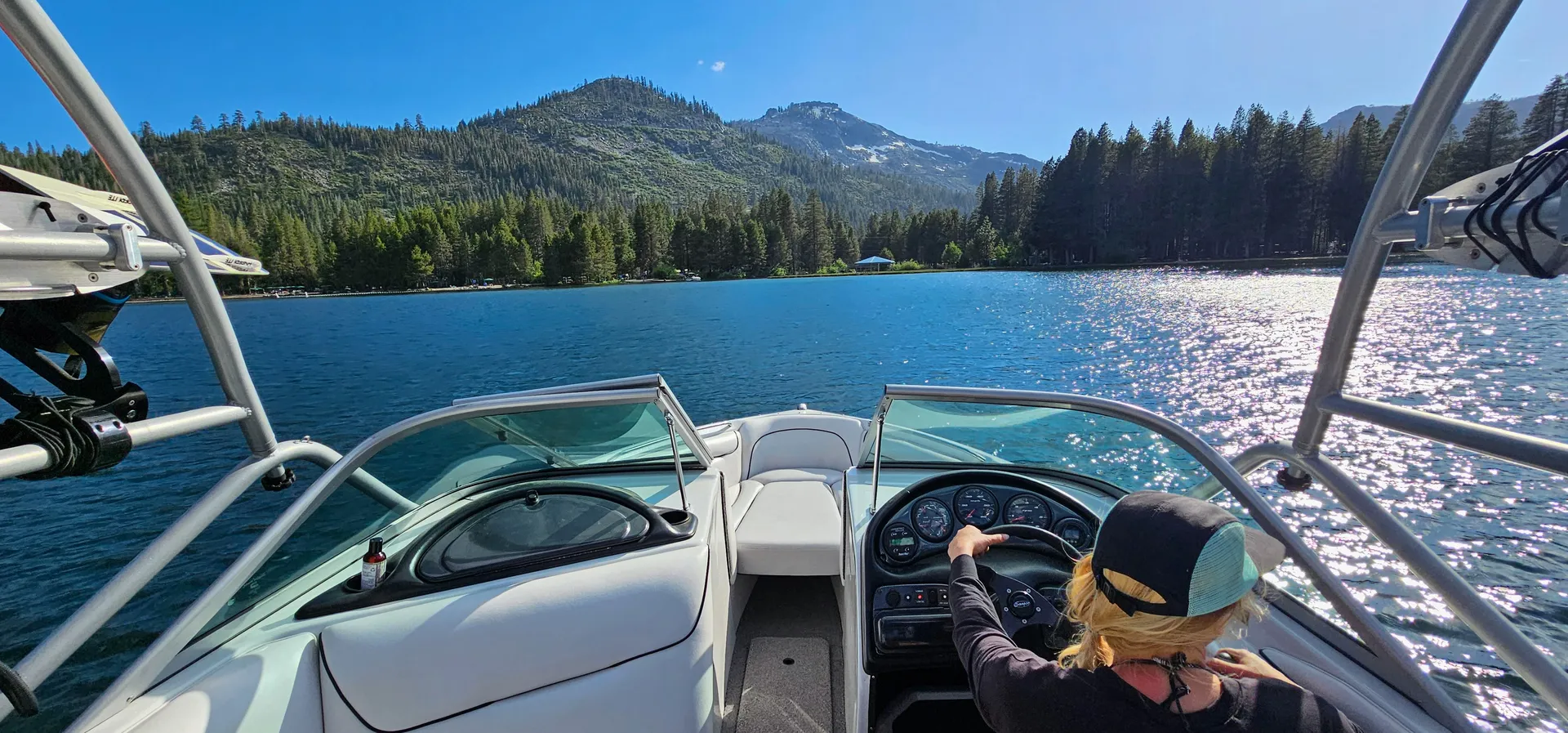 BIG 23' Wake Boat for 10+ - Respond to Q's at bottom of Description