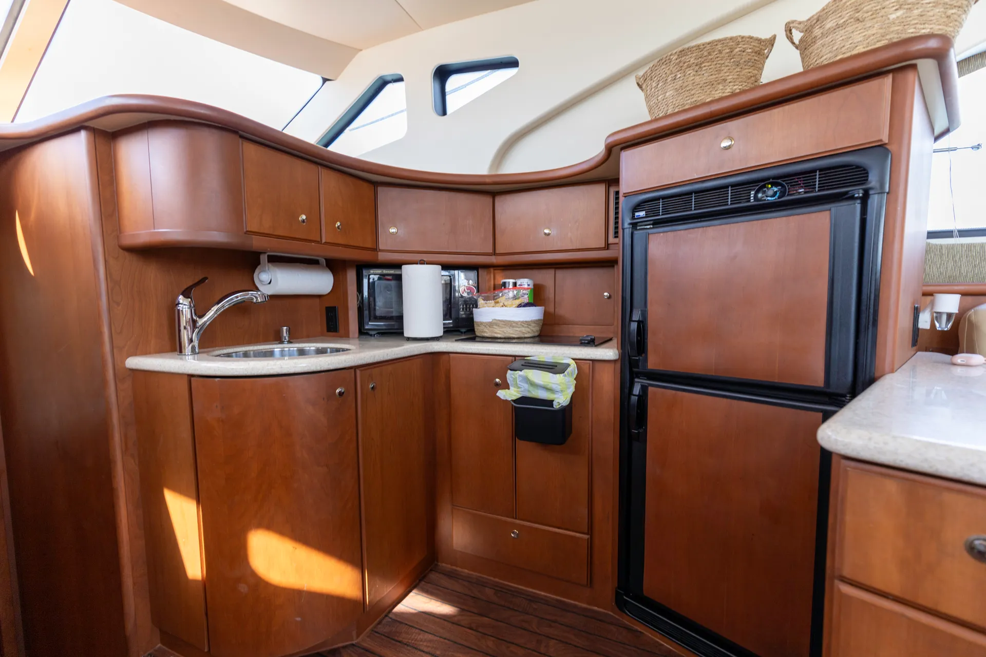 40 ft Silverton Yacht in Clearwater 