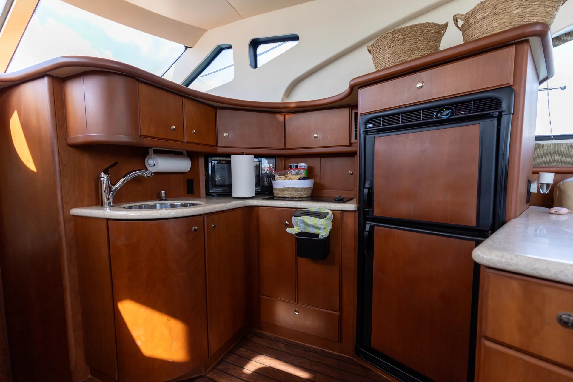 40 ft Silverton Yacht in Clearwater 