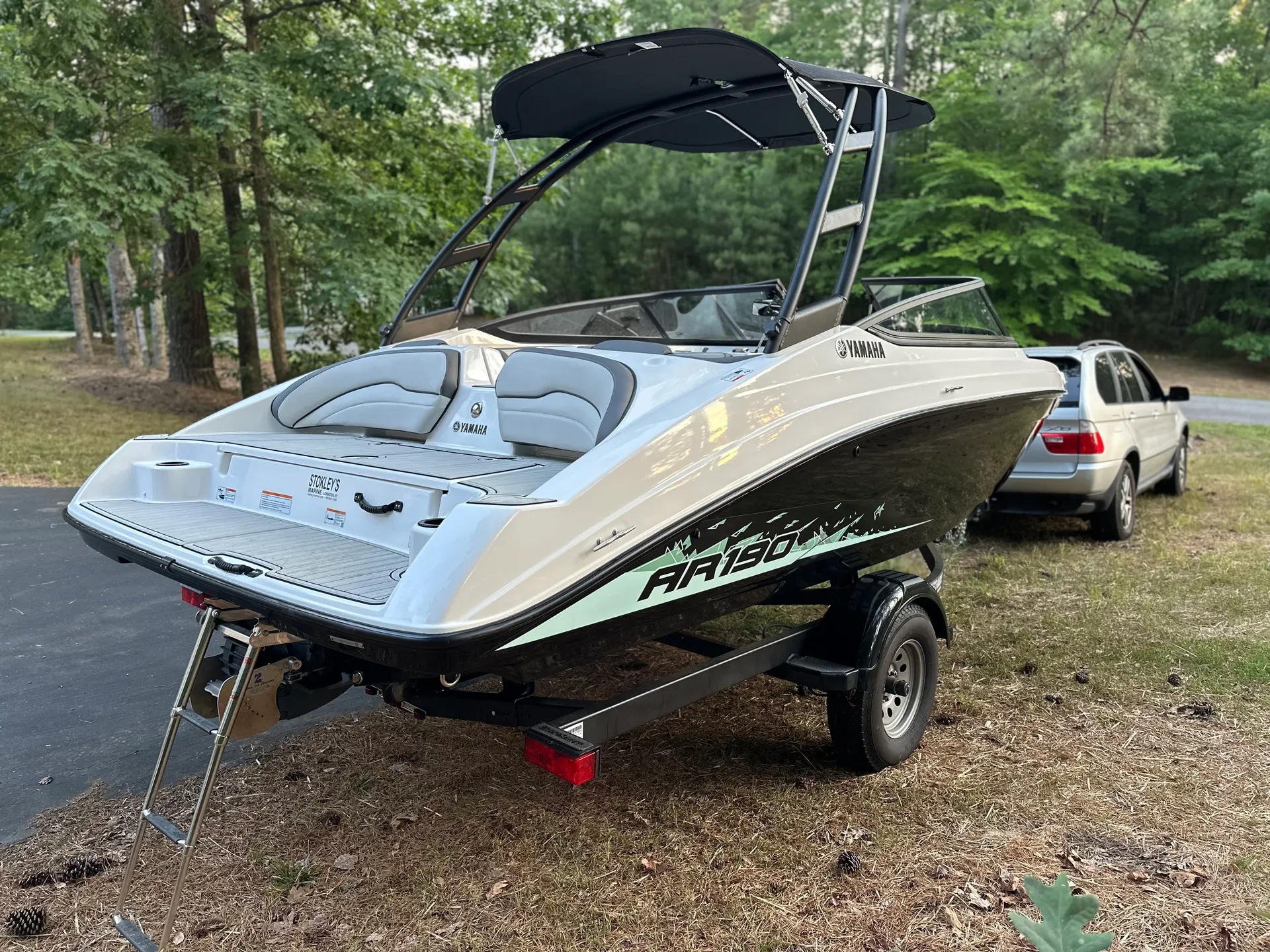 Rent our ‘Don’t Panic’ and have a fun and safe time at the lake!