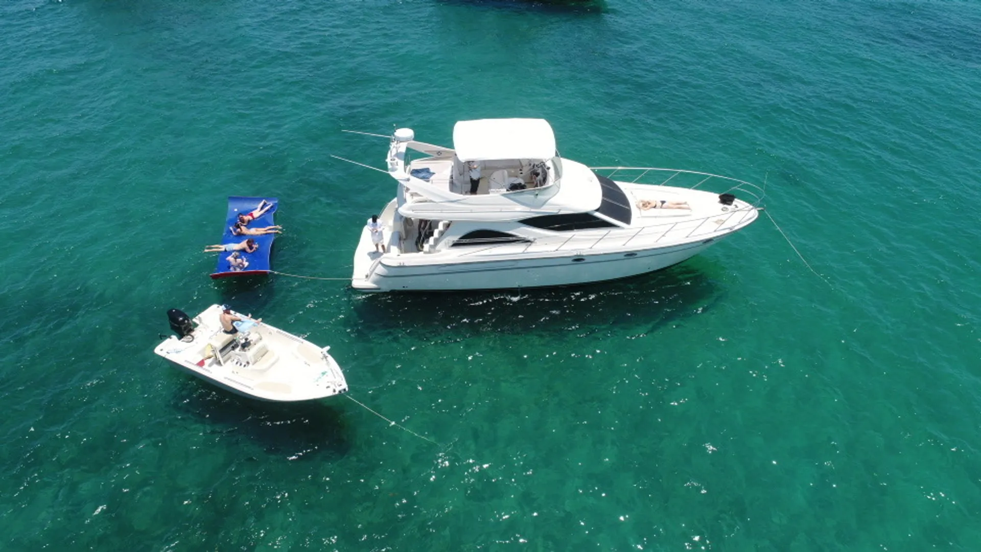 46ft Maxum Luxury Sport Yacht ⛽️NO EXTRA FEES⛽️