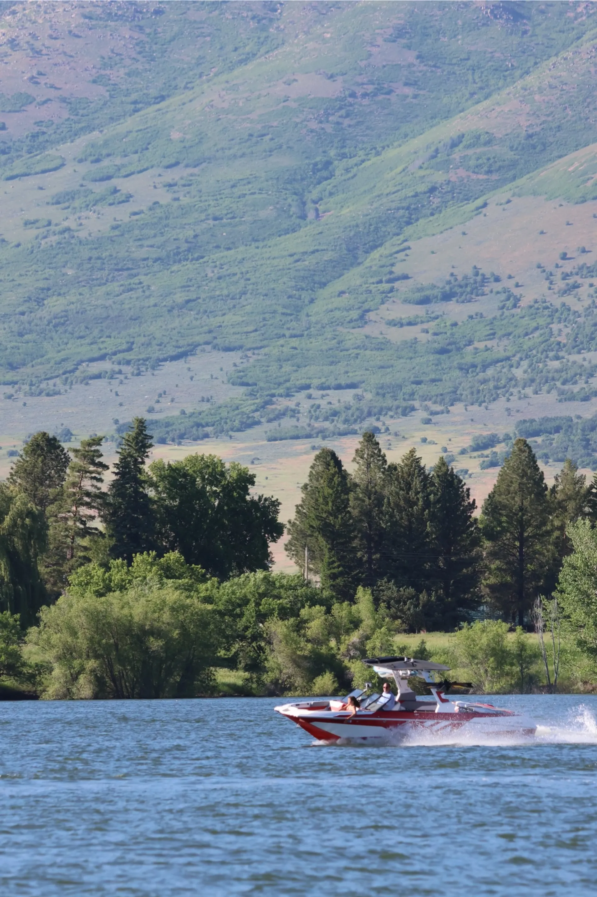 Brand New Tige ATX 24’ Surf boat 18 person capacity