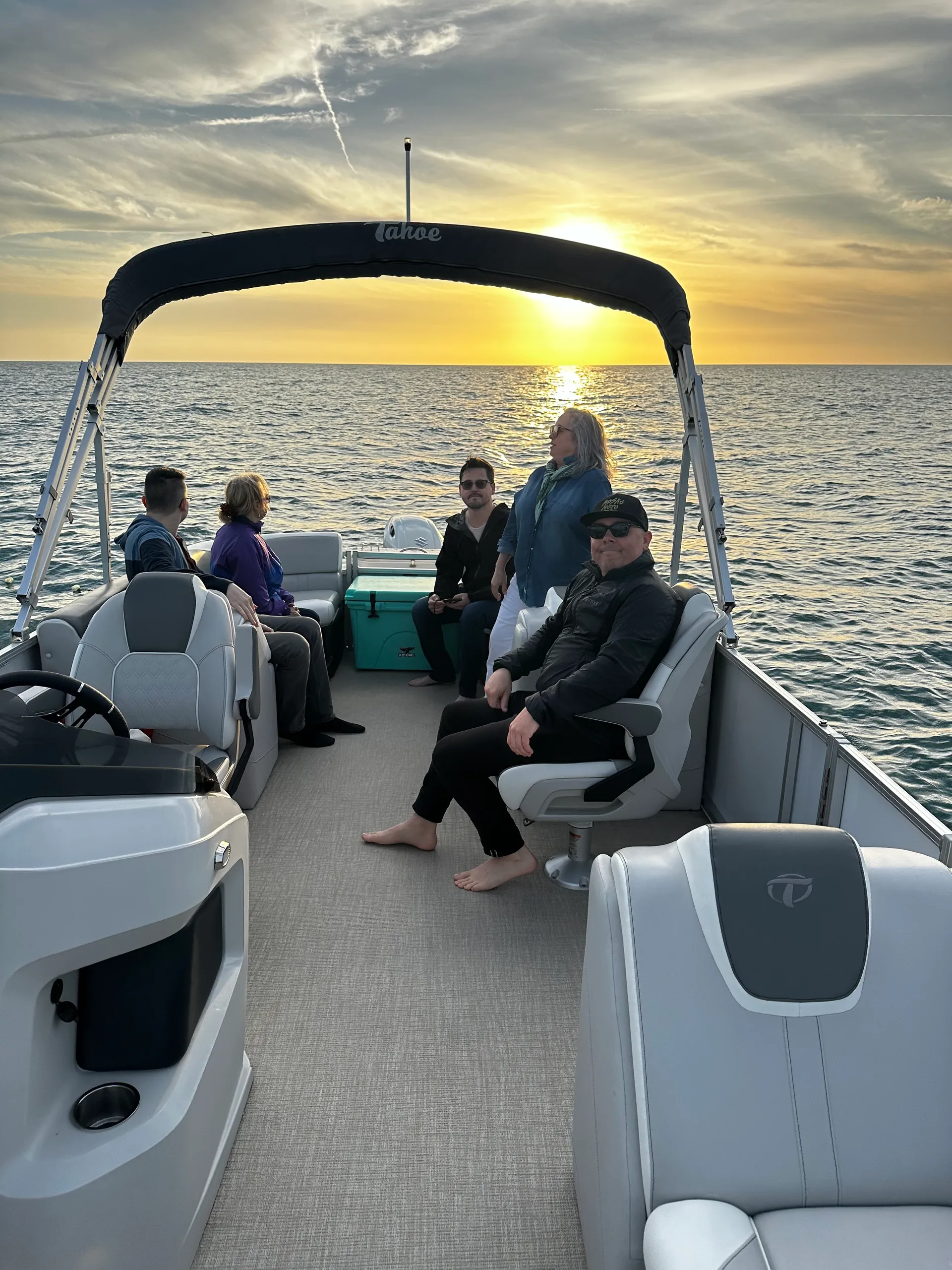 PRIVATE-W/CAPTAIN<br/>ISLANDS,DOLPHINS,SUNSETS PARTIES, PUB CRAWLS!!!