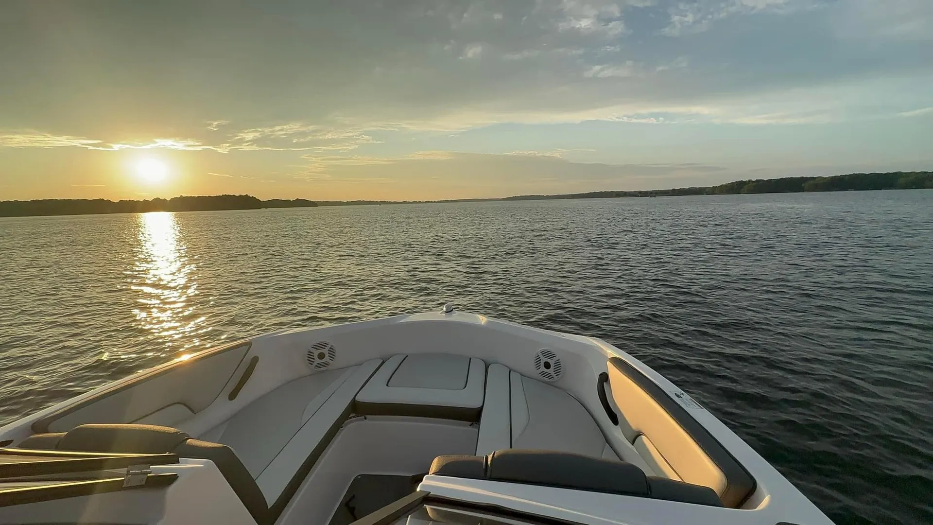 Rent our ‘Don’t Panic’ and have a fun and safe time at the lake!