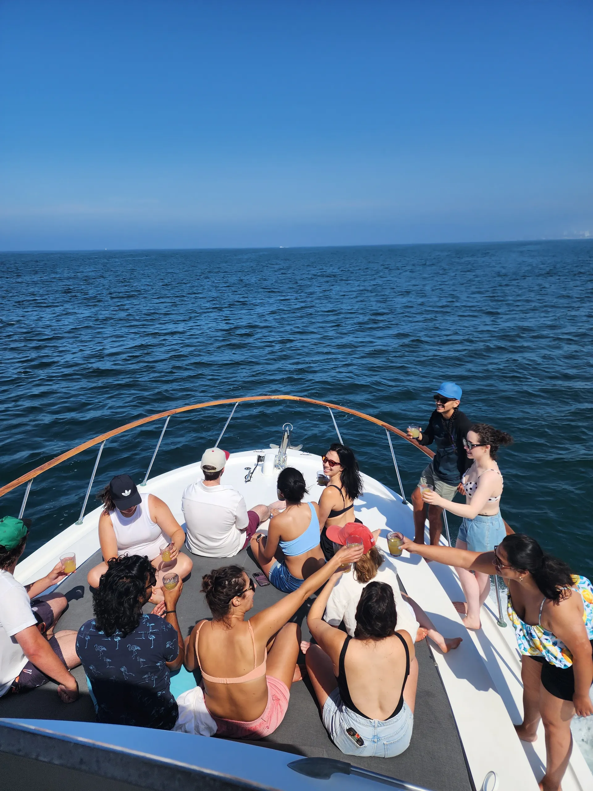 🌊 BEST VALUE ☀️ Huge Bow Cushion! Classic 50ft Motor Yacht ⚓️