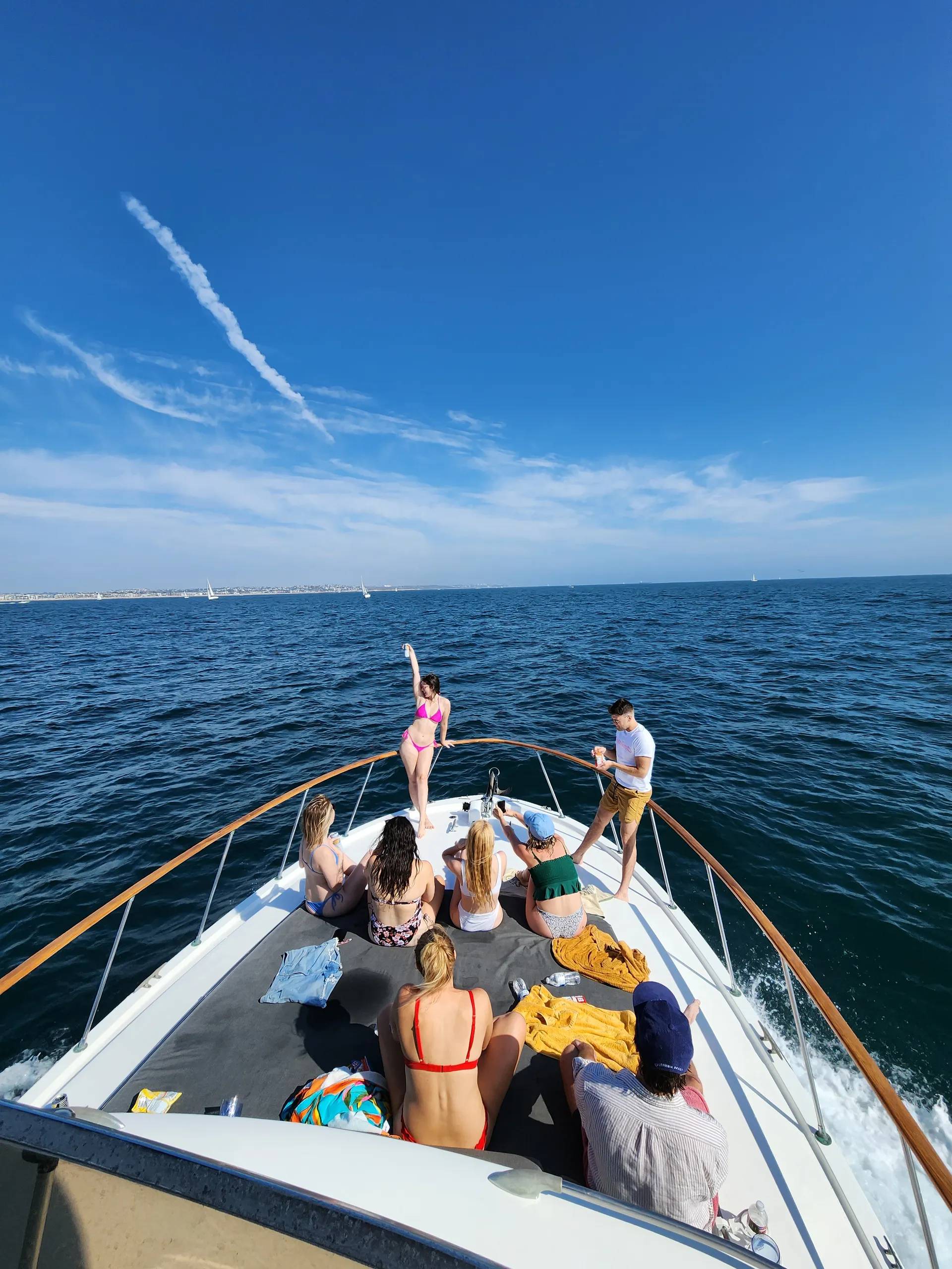 🌊 BEST VALUE ☀️ Huge Bow Cushion! Classic 50ft Motor Yacht ⚓️
