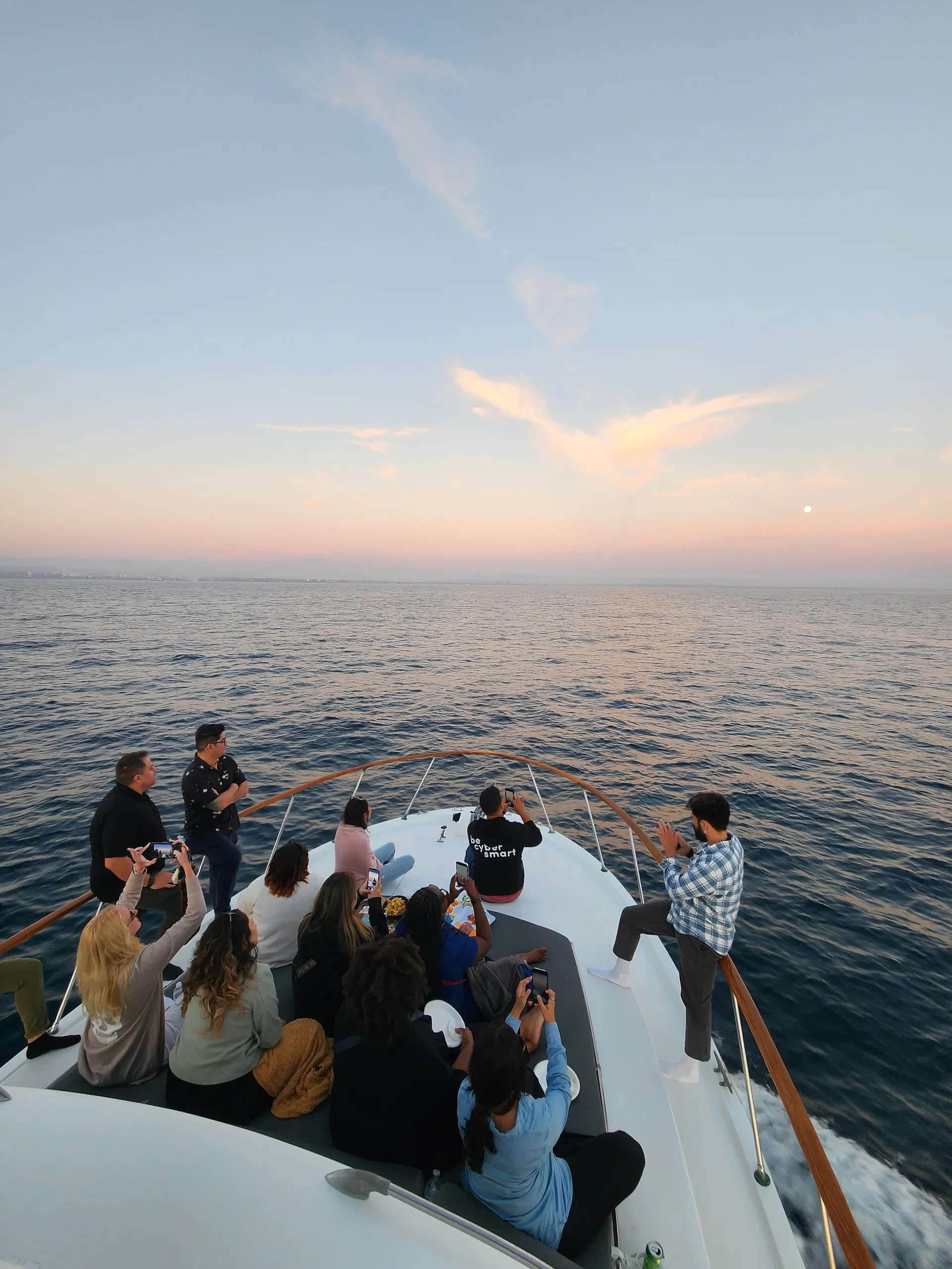 🌊 BEST VALUE ☀️ Huge Bow Cushion! Classic 50ft Motor Yacht ⚓️