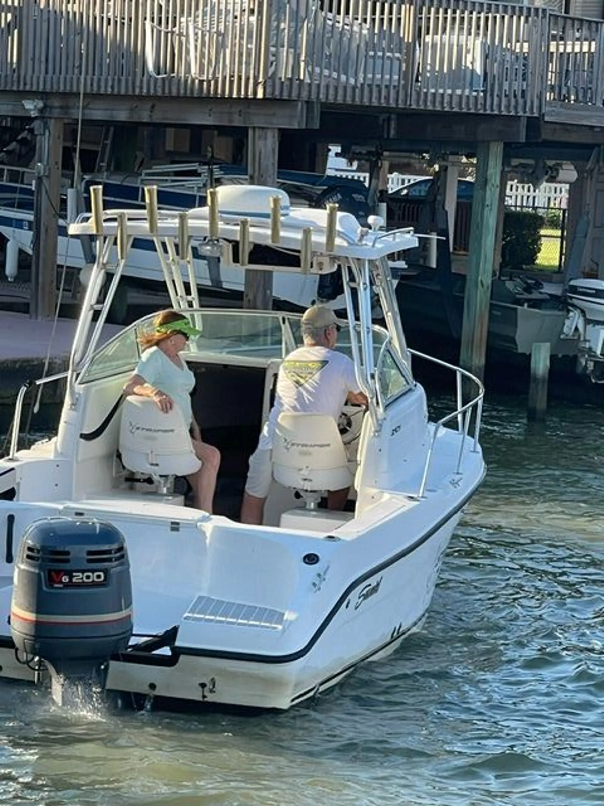 Seaswirl Boats 2101 Walk Around in Matagorda, TX — photo 2
