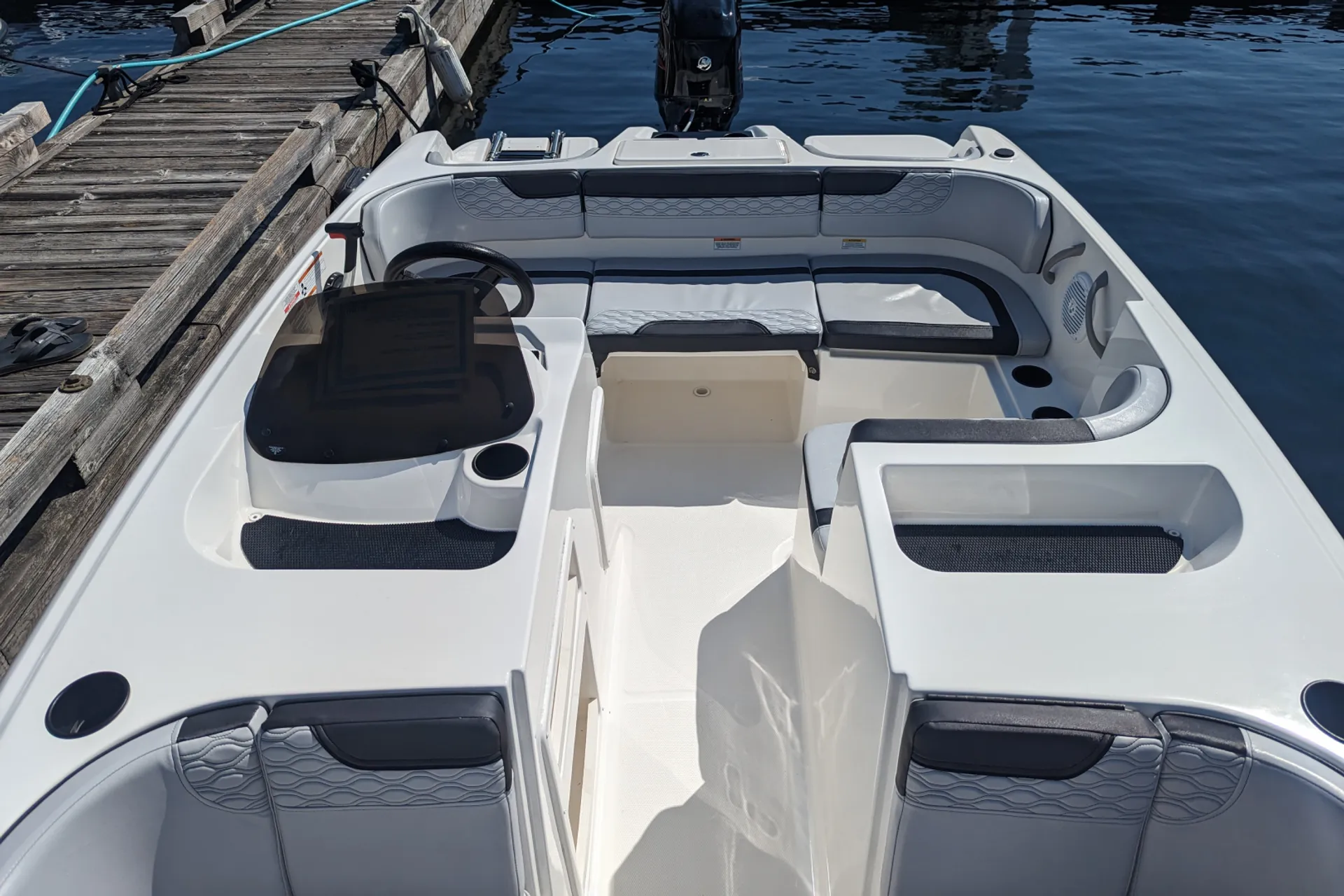 Bayliner M17 Outdoorsy Experience in Seattle, WA — photo 5