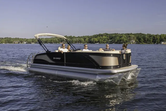 Rent a BENNINGTON MARINE pontoon in Hayden, ID near me