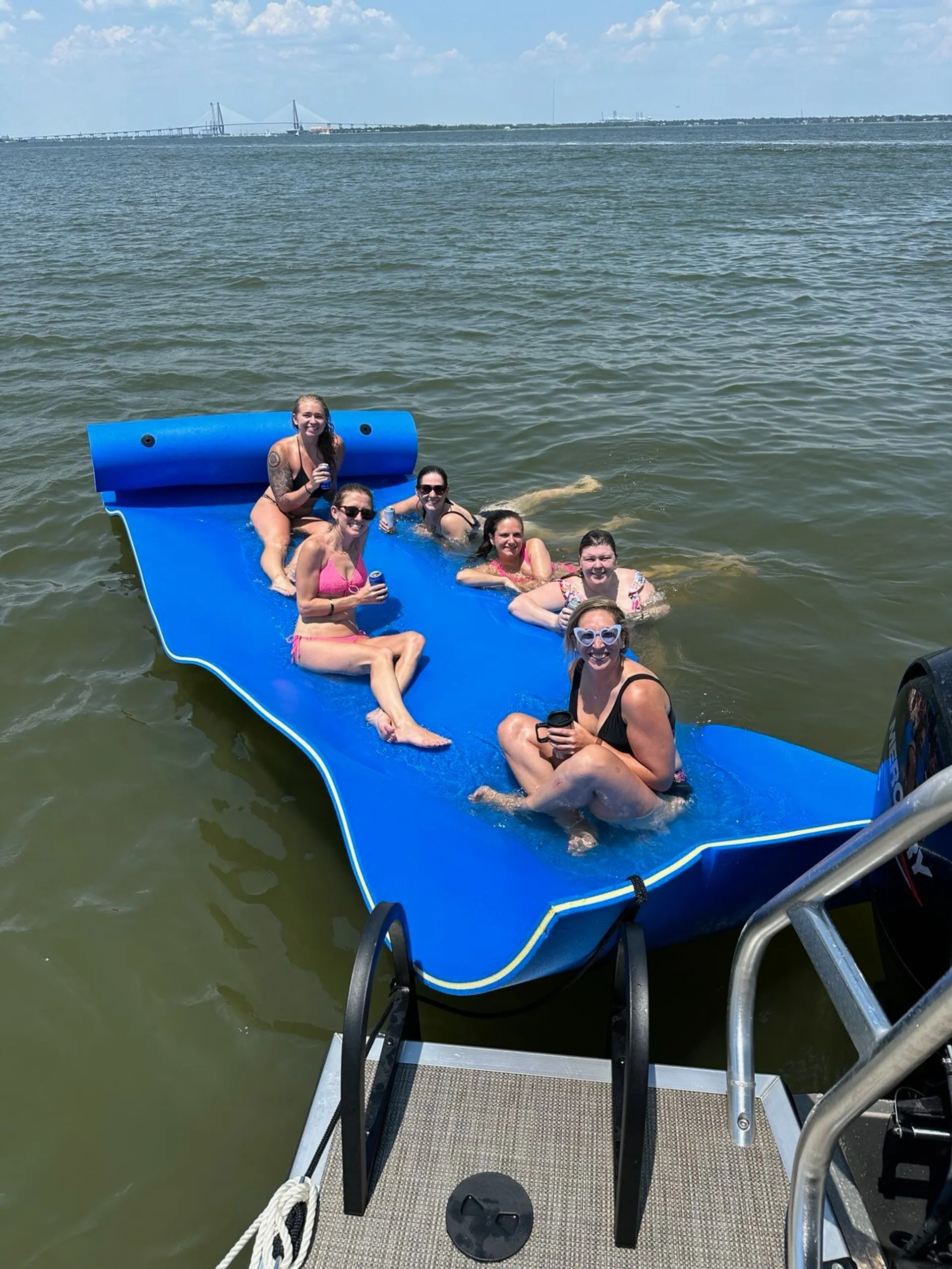  BEAUTIFUL Tritoon Party Boat 